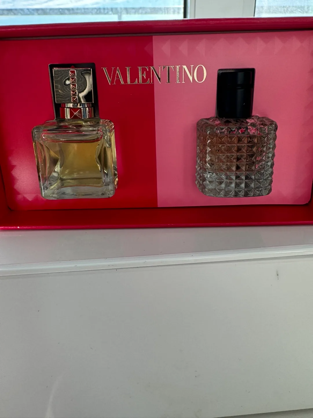Valentino Perfume Gift Set image indicator(4)