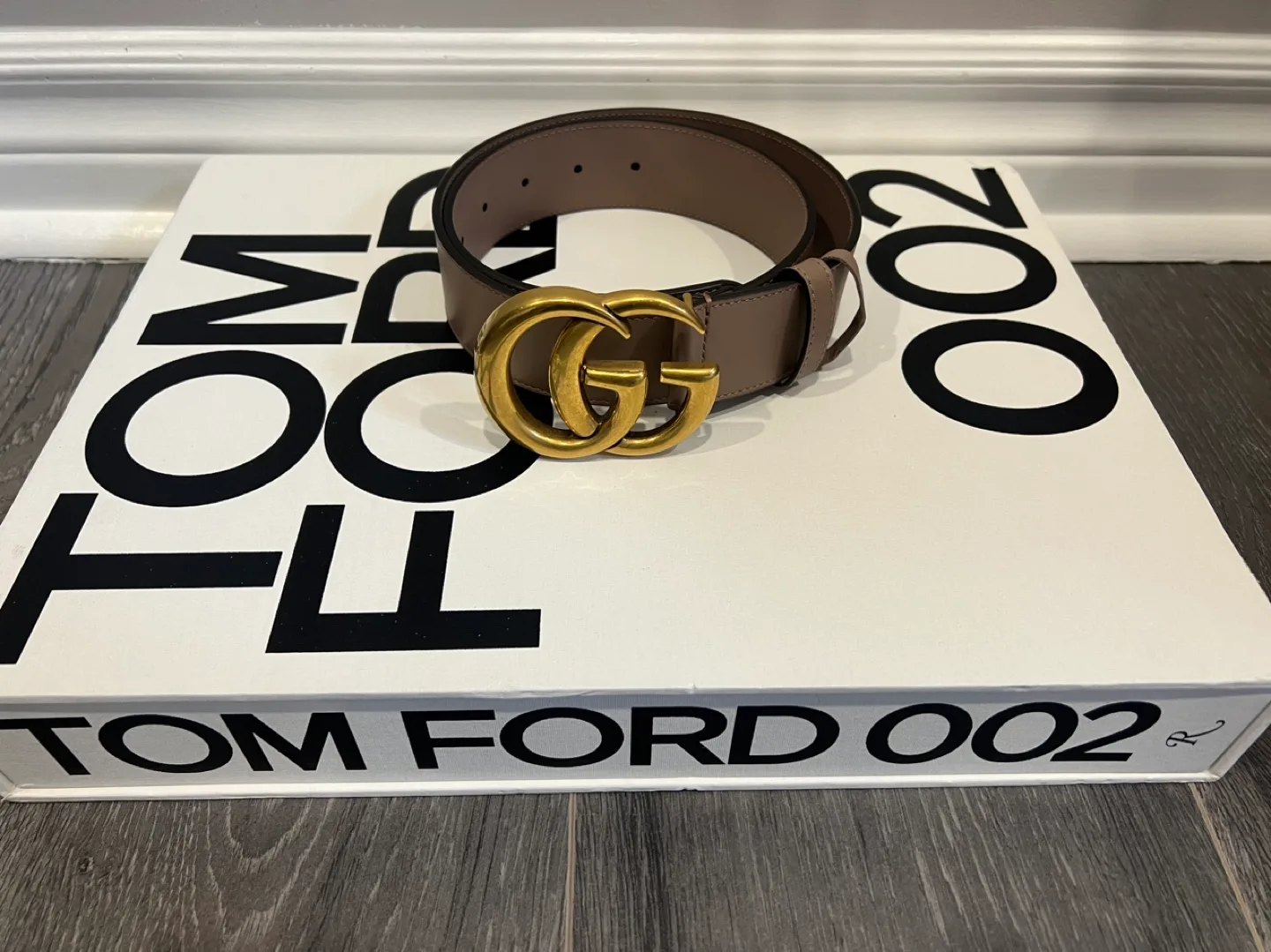 Gucci Leather Belt (Authentic) image indicator(4)