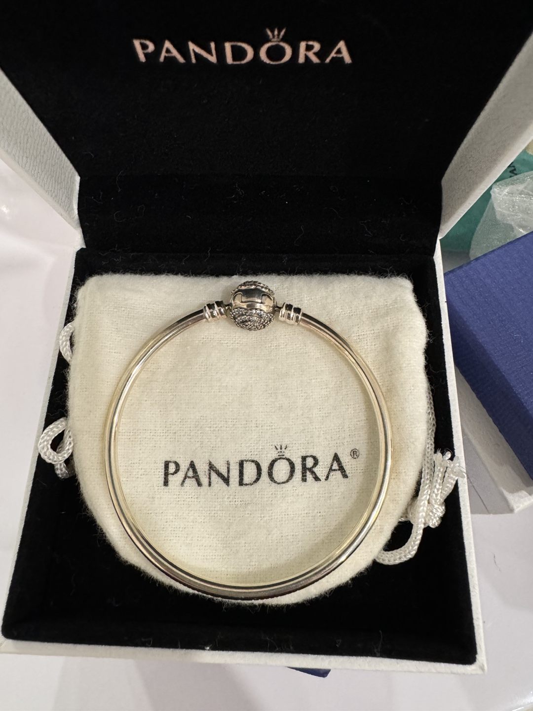 Pandora bangle bracelet - photo 2