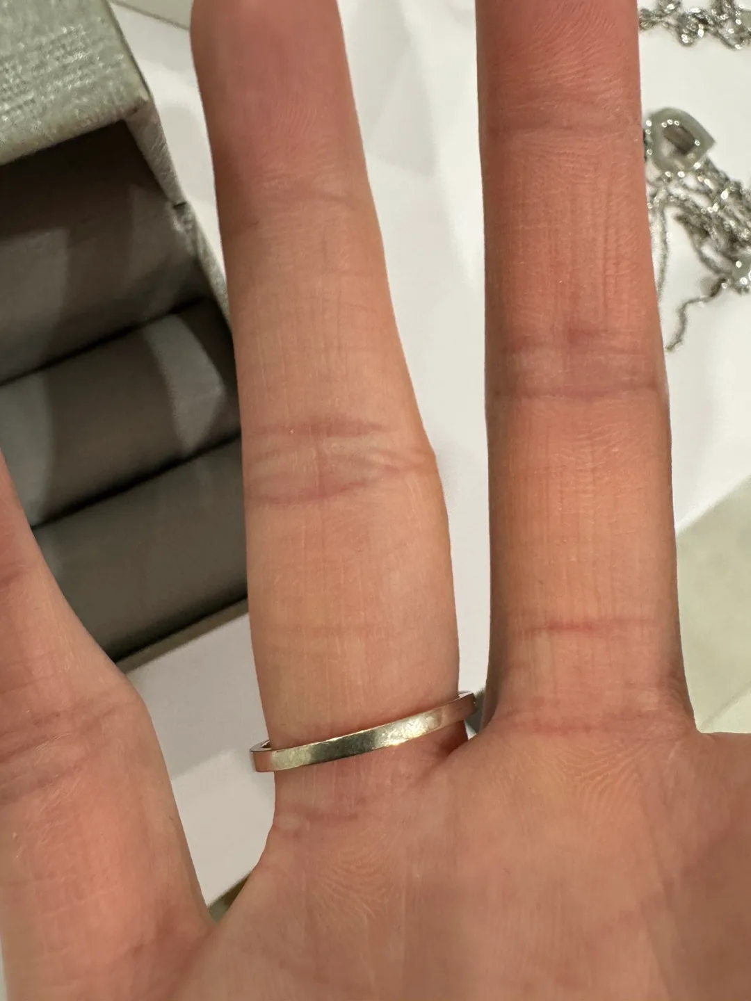 Peoples Jewellers Diamond Eternity Band image indicator(3)