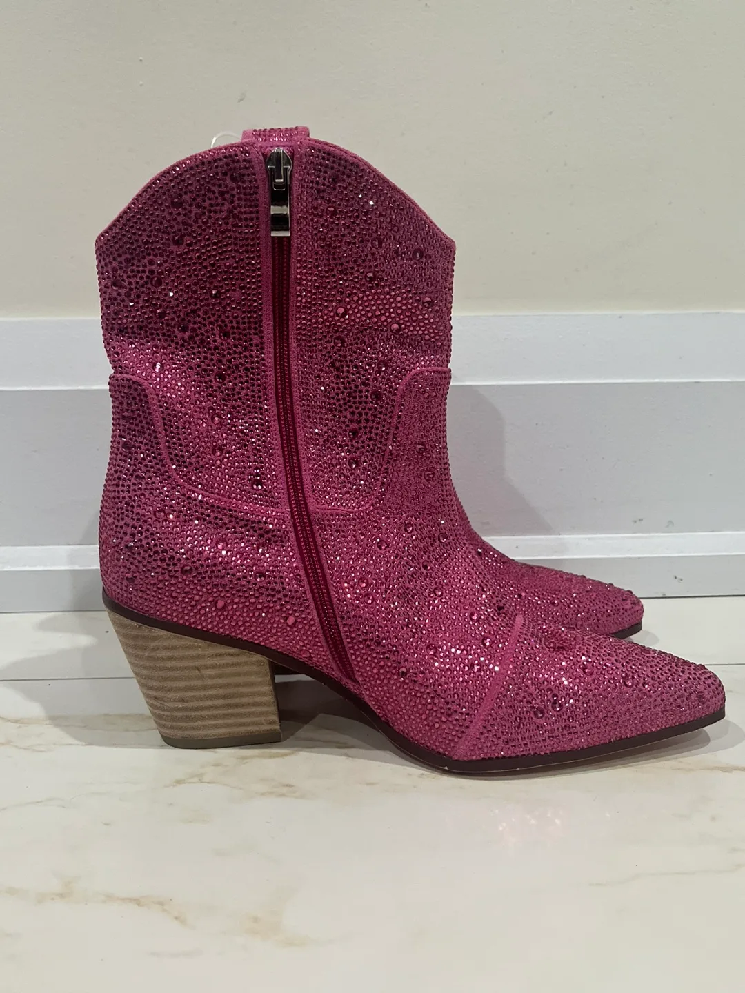 Women’s rhinestone cowboy style heeled boots sz 9 (pink) image indicator(6)