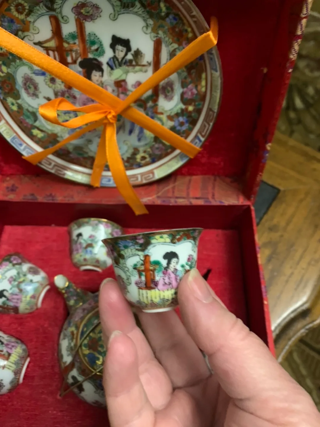 Vintage Miniature Porcelain Chinese Tea Set with Box image indicator(3)