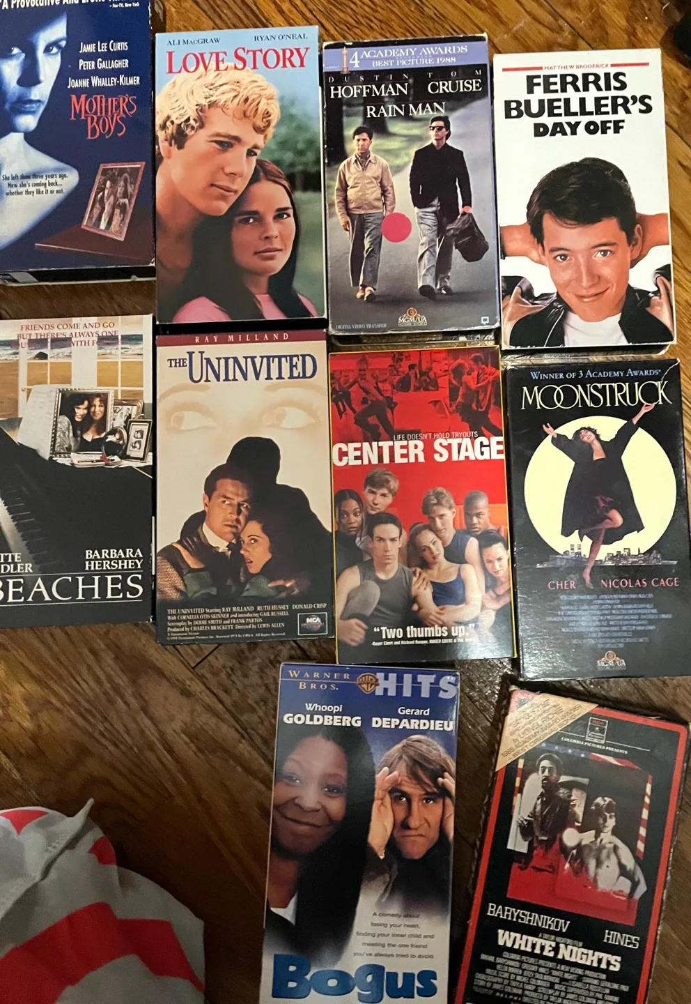 VHS Movie Lot image indicator(4)