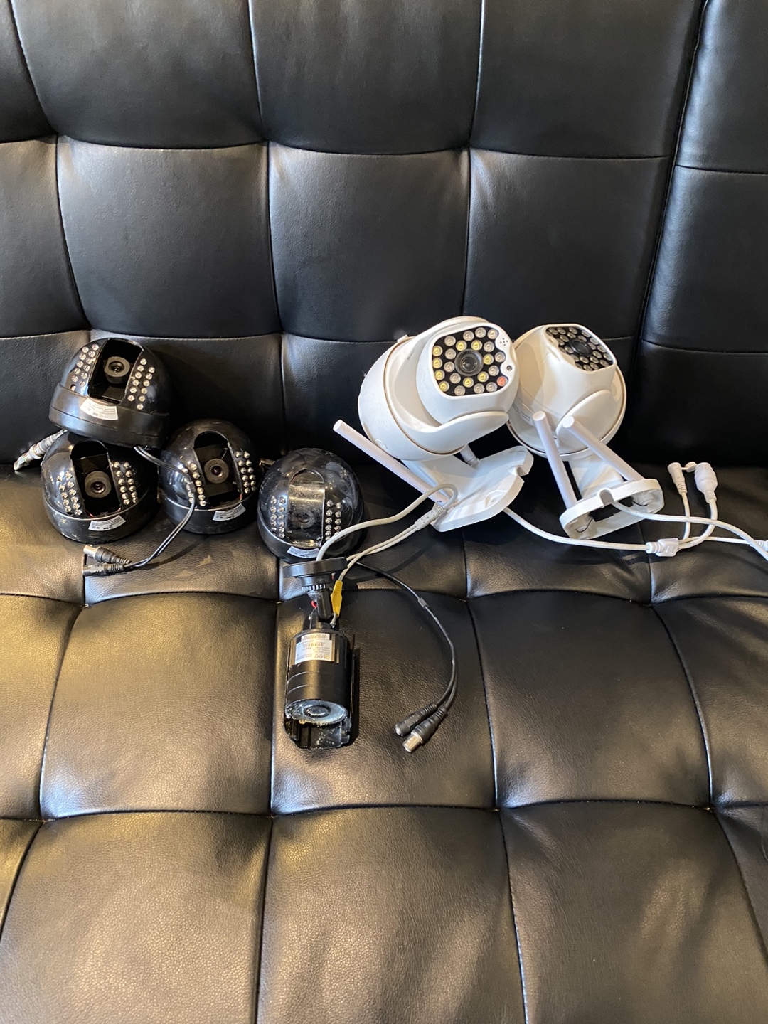 Security Cameras - photo 3