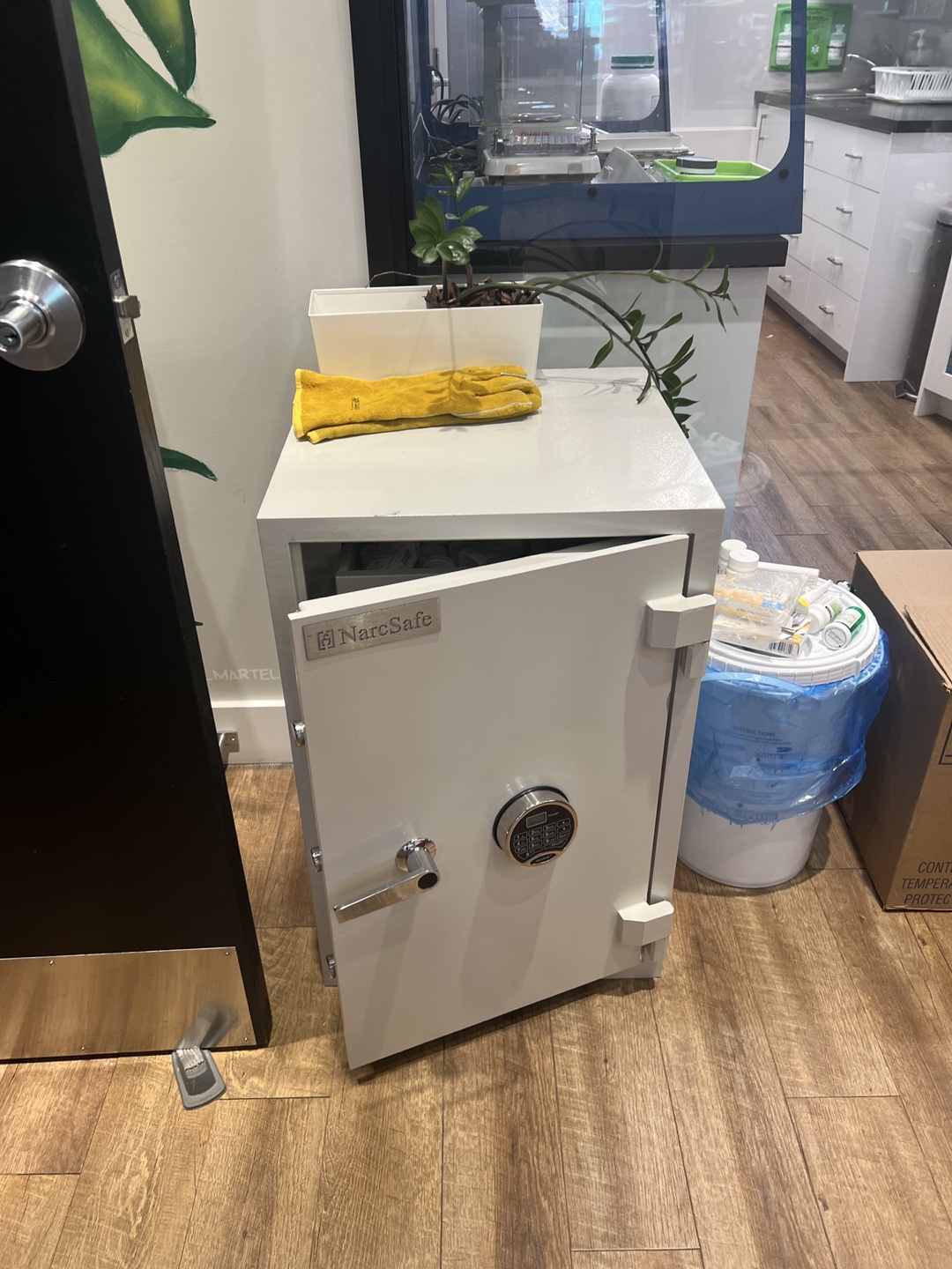 Time-delay NarcSafe Safe