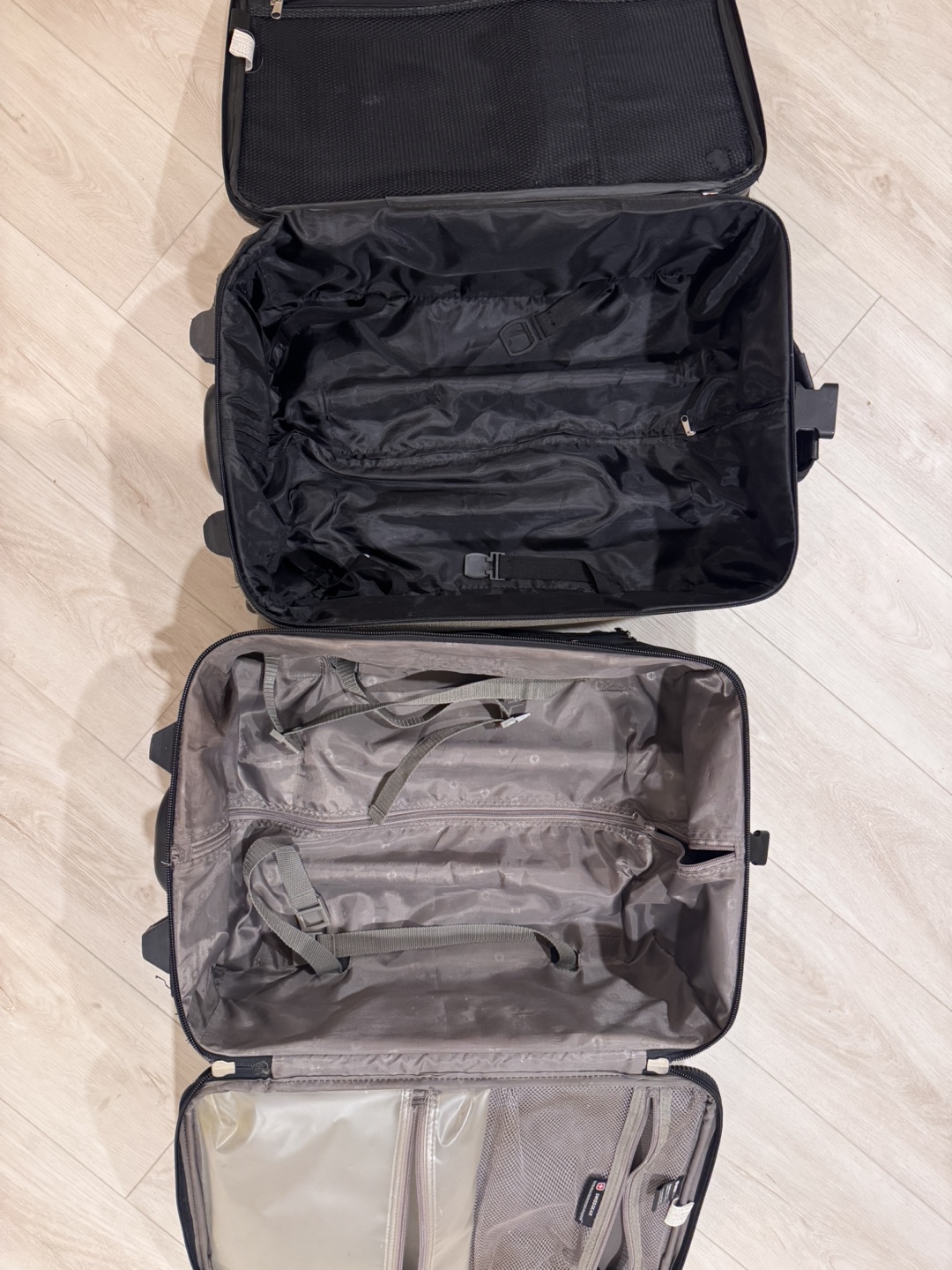 Set of 2 Luggage Suitcases - photo 2