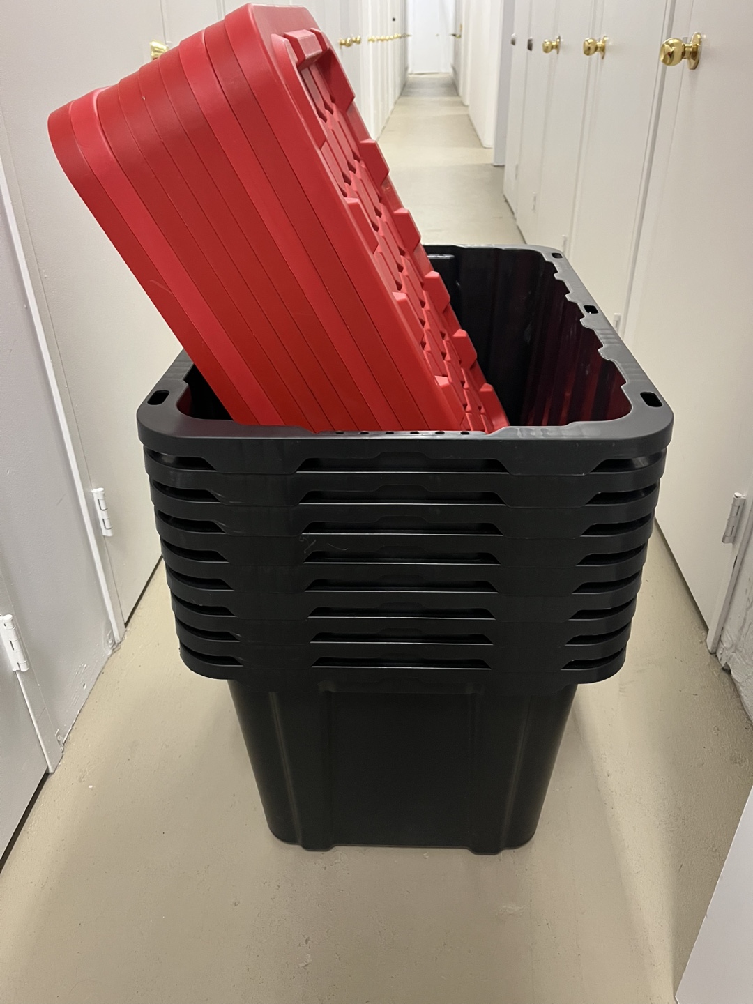9 of XL storage box