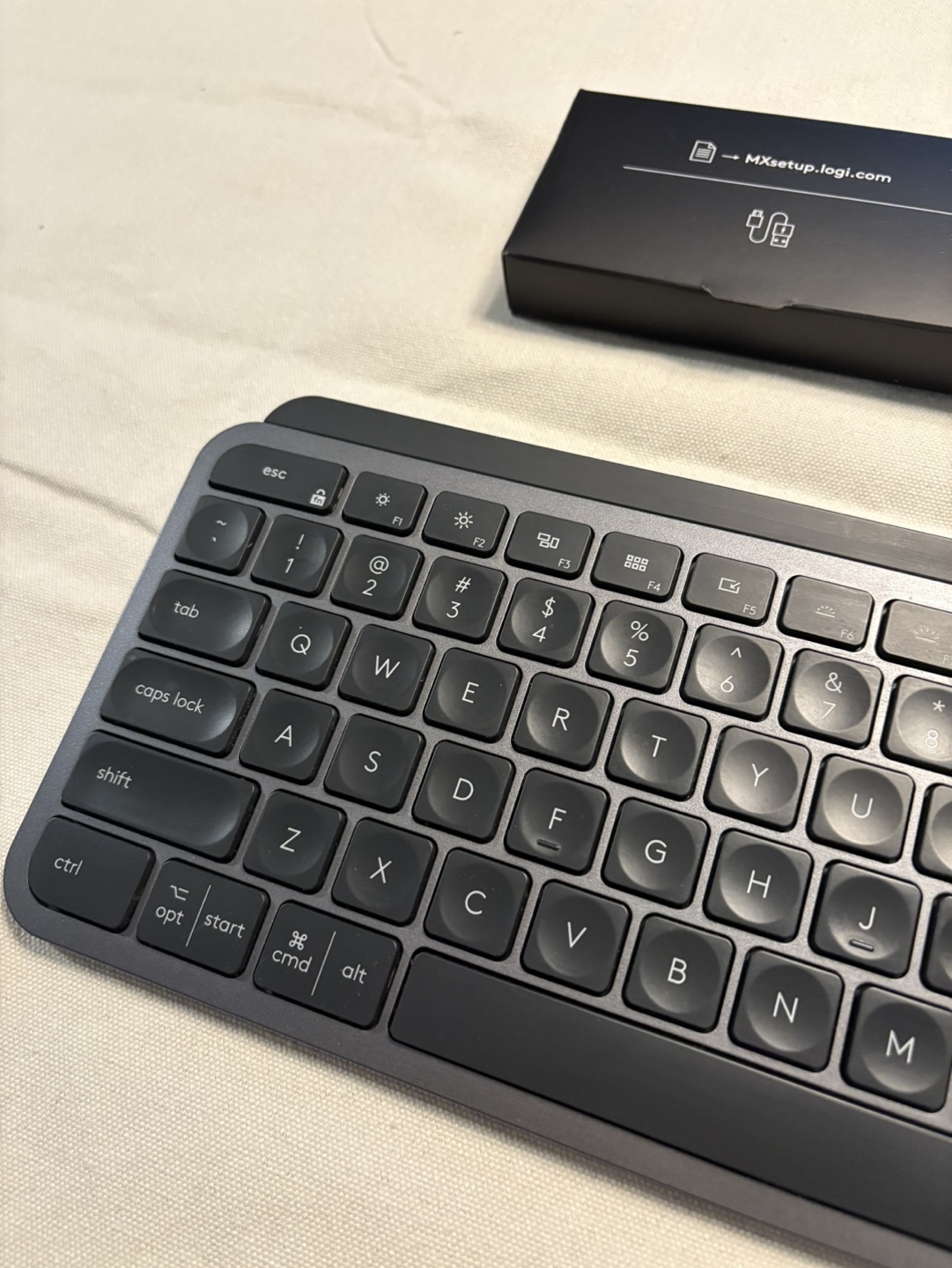 Logitech MX Keys with everything in the box - photo 2