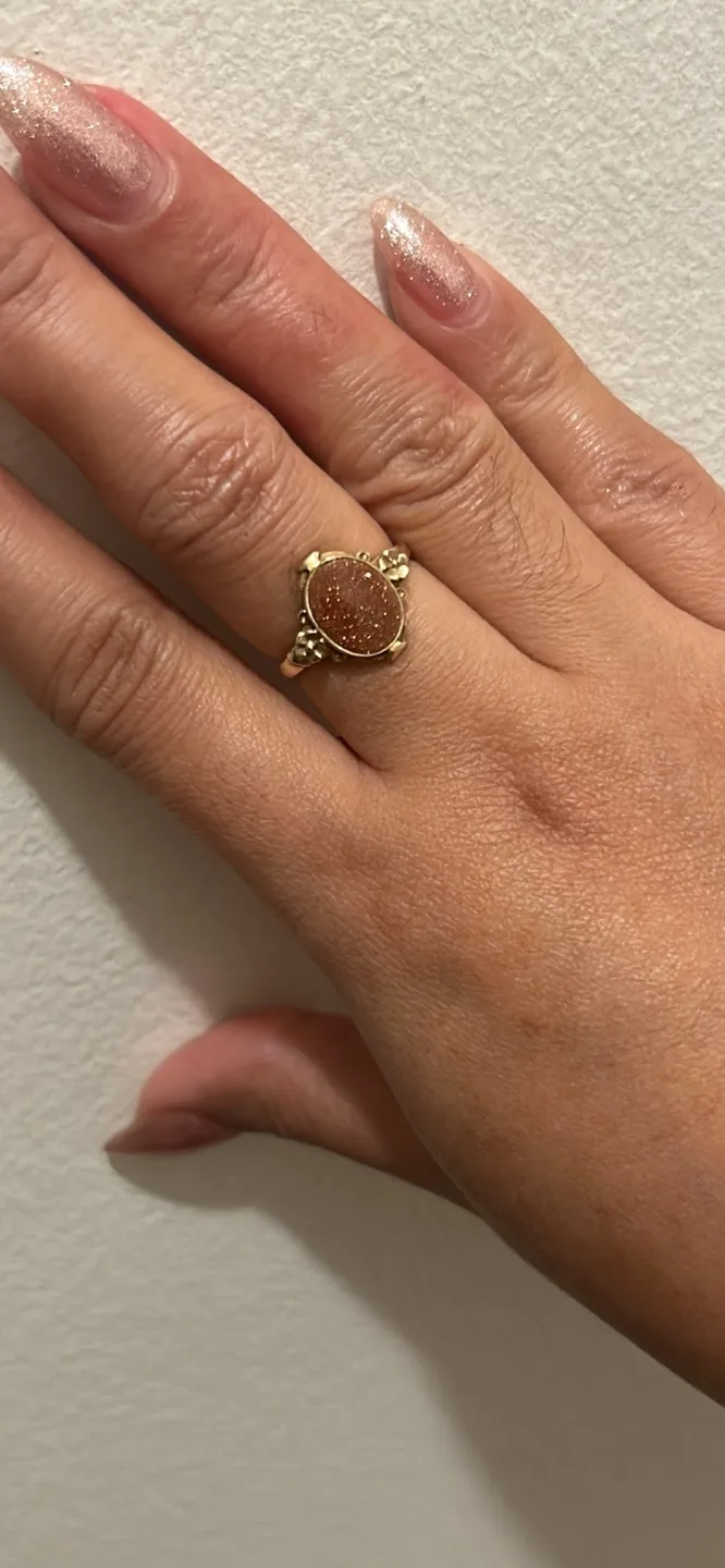 Gold Sunstone Ring thumbnail