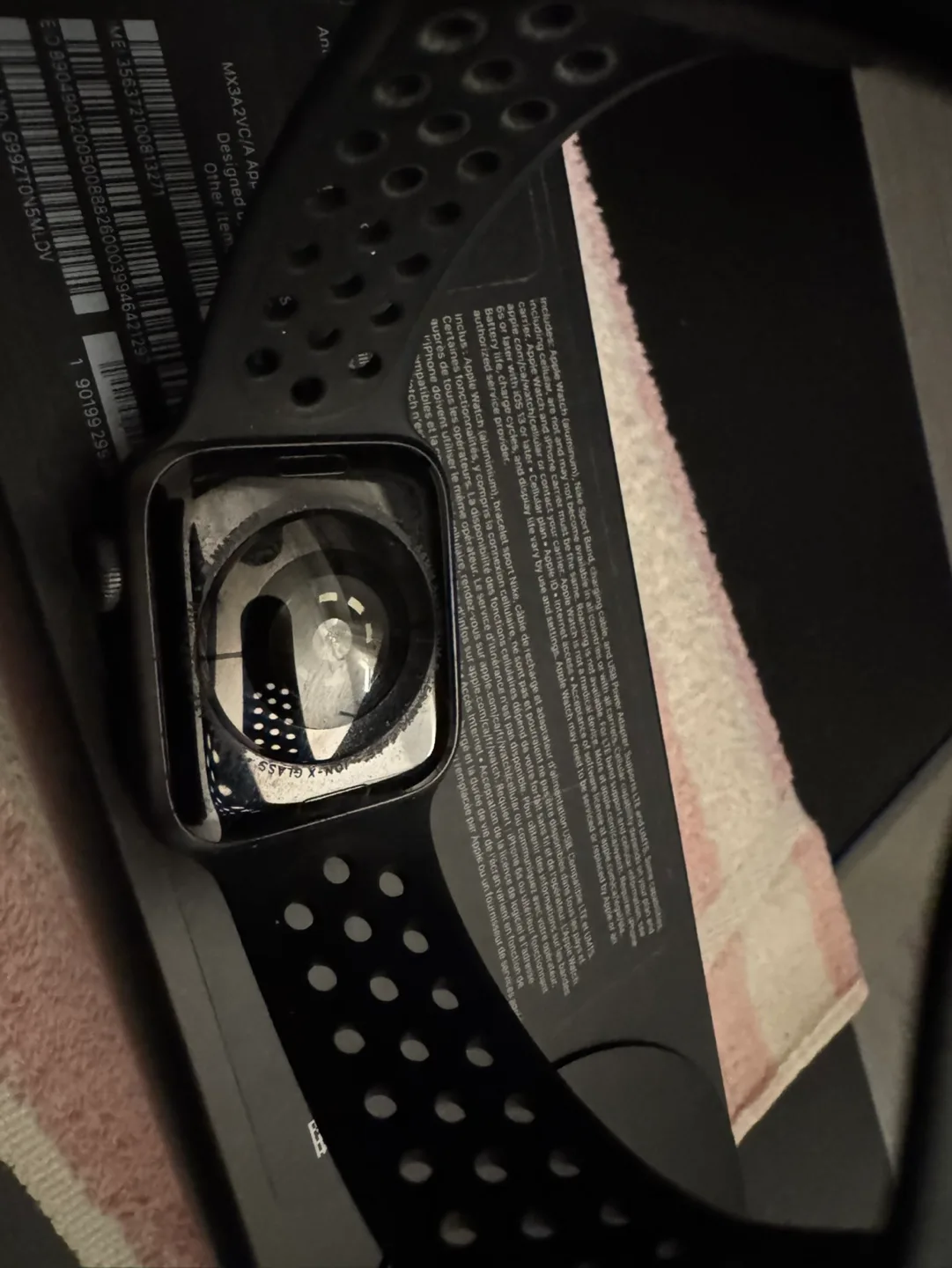 Nike Apple Watch Series 5 GPS + Cellular (44mm) Black image indicator(2)