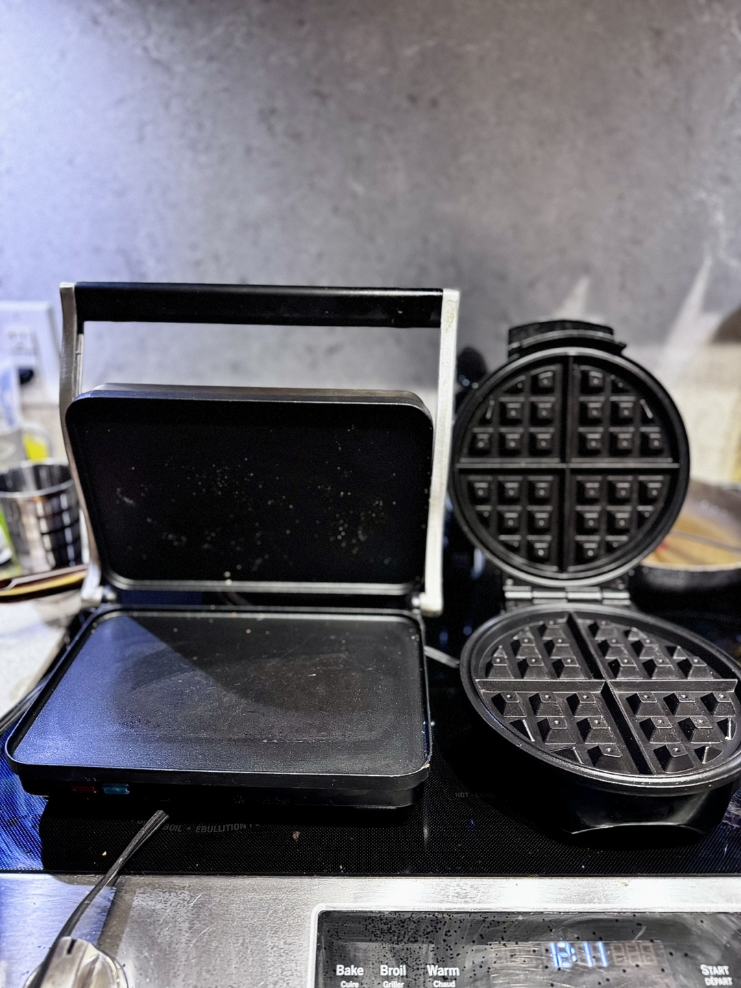 Waffle Maker and Sandwich Press