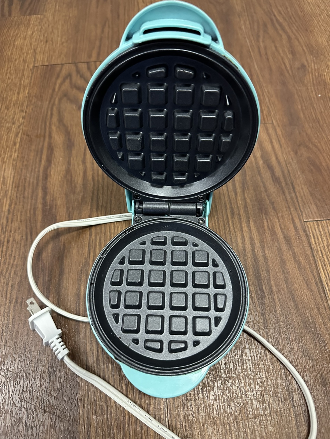 Waffle Maker - photo 2