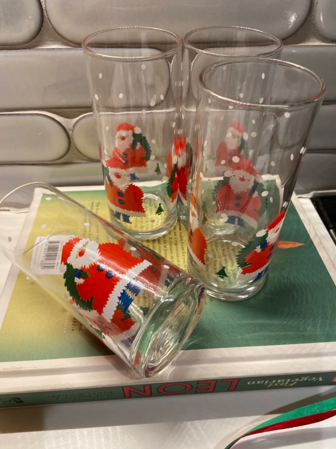 Vintage Santa Glasses - set of 4 image indicator(3)