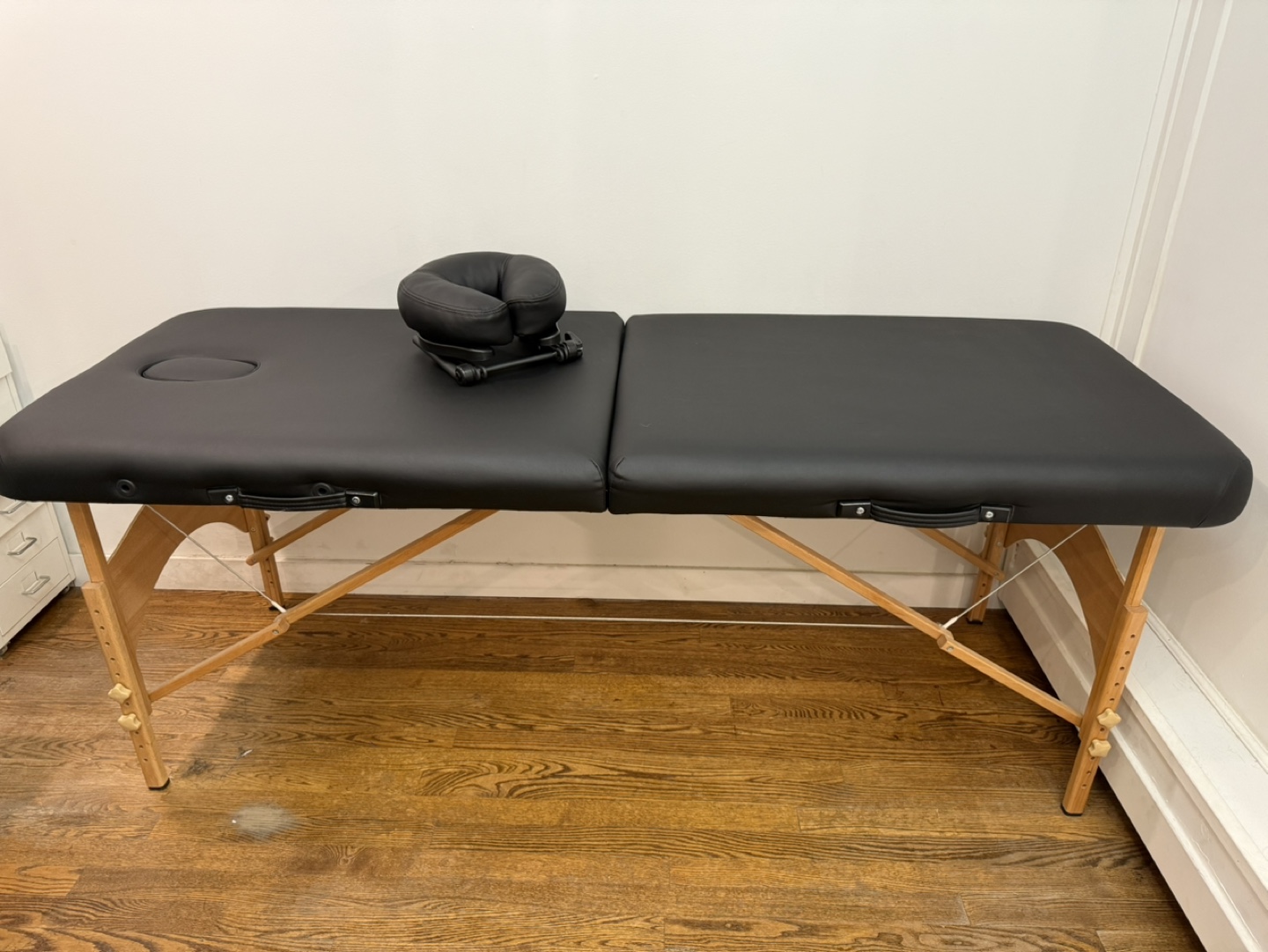 Portable Massage Table - photo 3