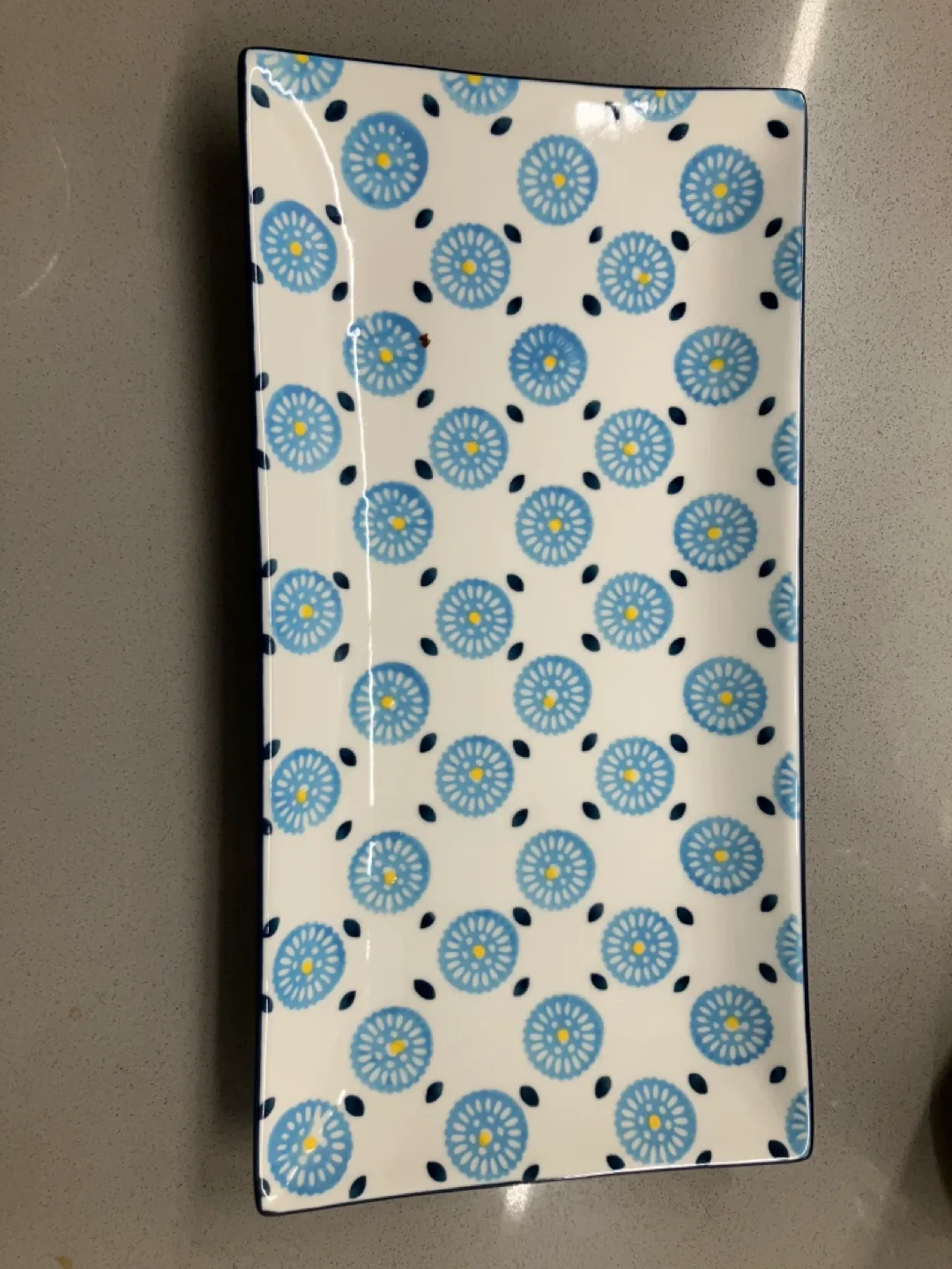 Stylish Blue and White Serving Set - 2 Bowls 1 Plate image indicator(4)