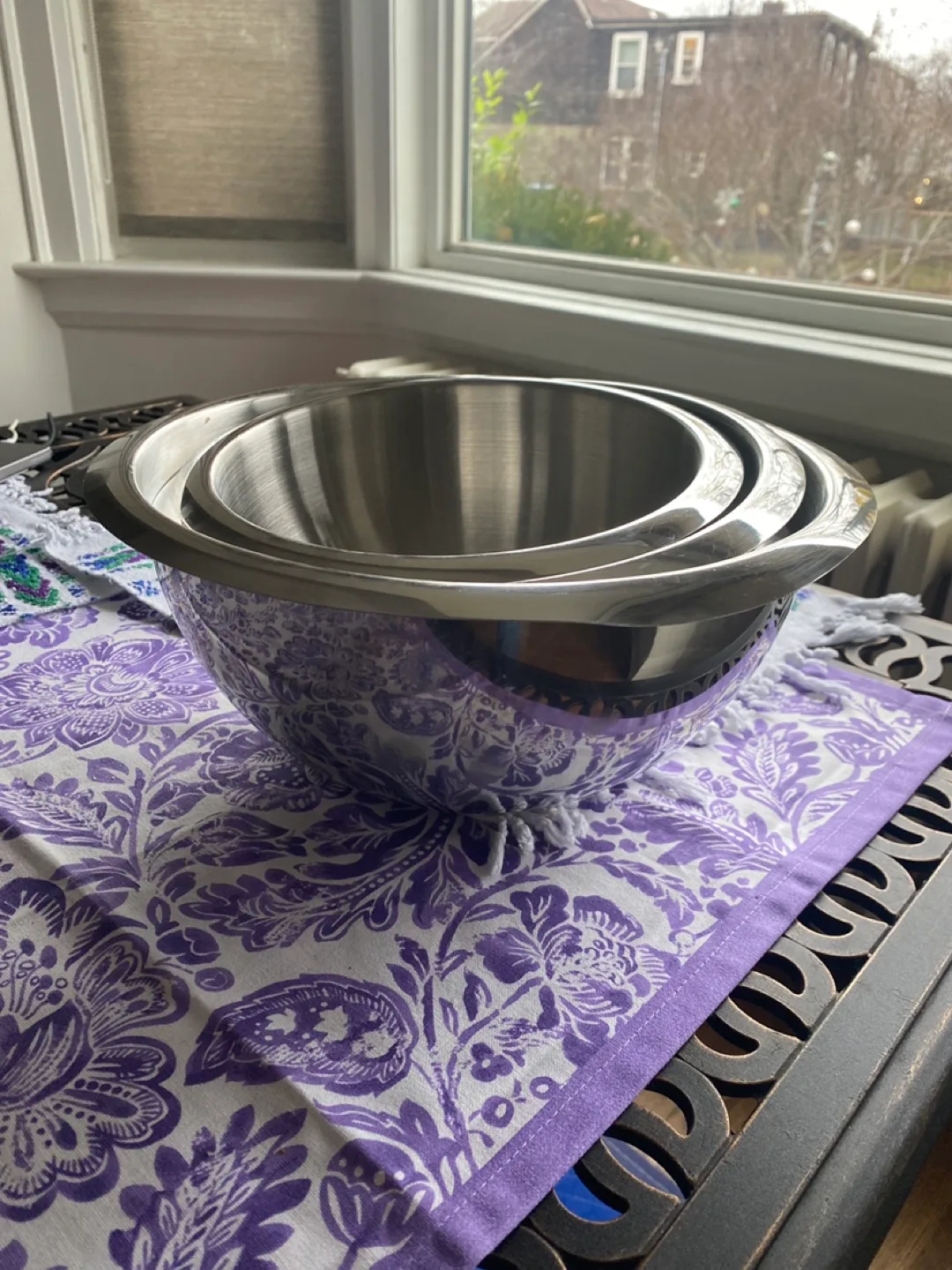 Set of 4 Stainless Steel Mixing Bowls thumbnail