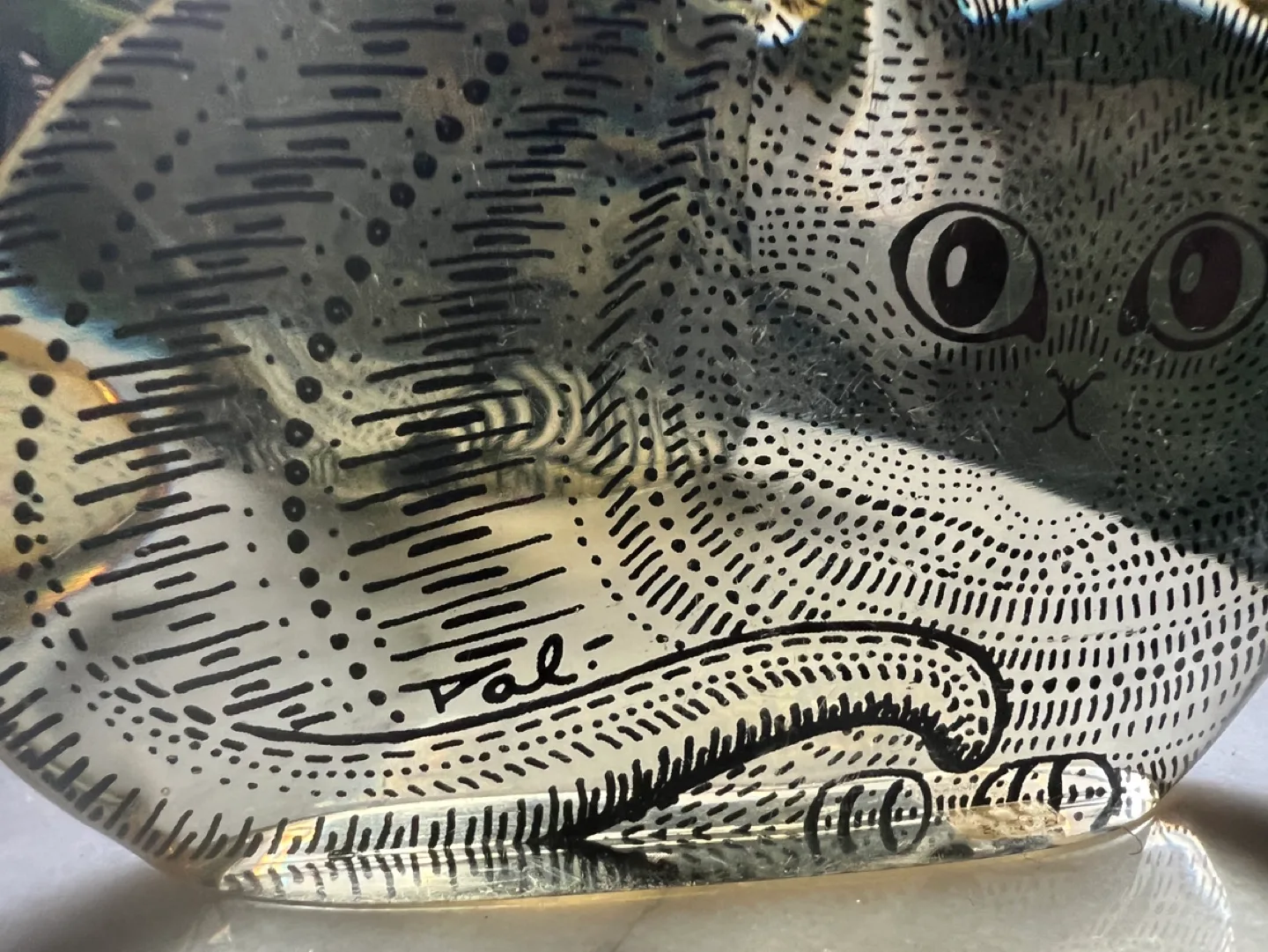 Vintage Lucite Cat Figurines x3 image indicator(8)