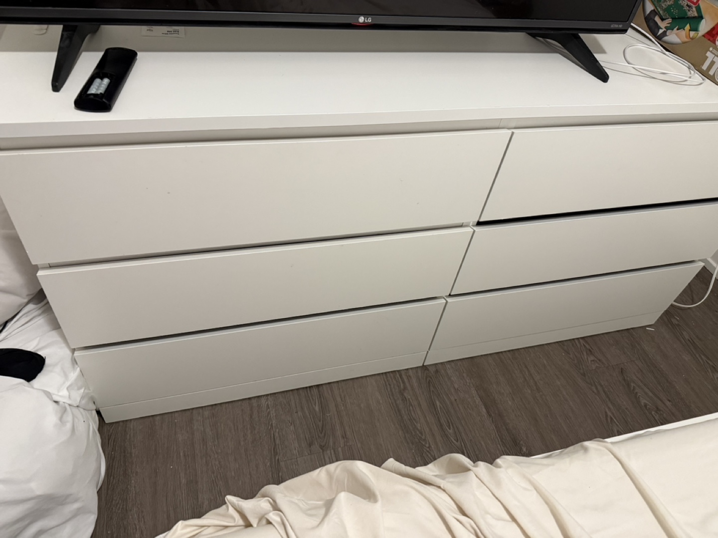 IKEA Malm 6-drawer chest - photo 2