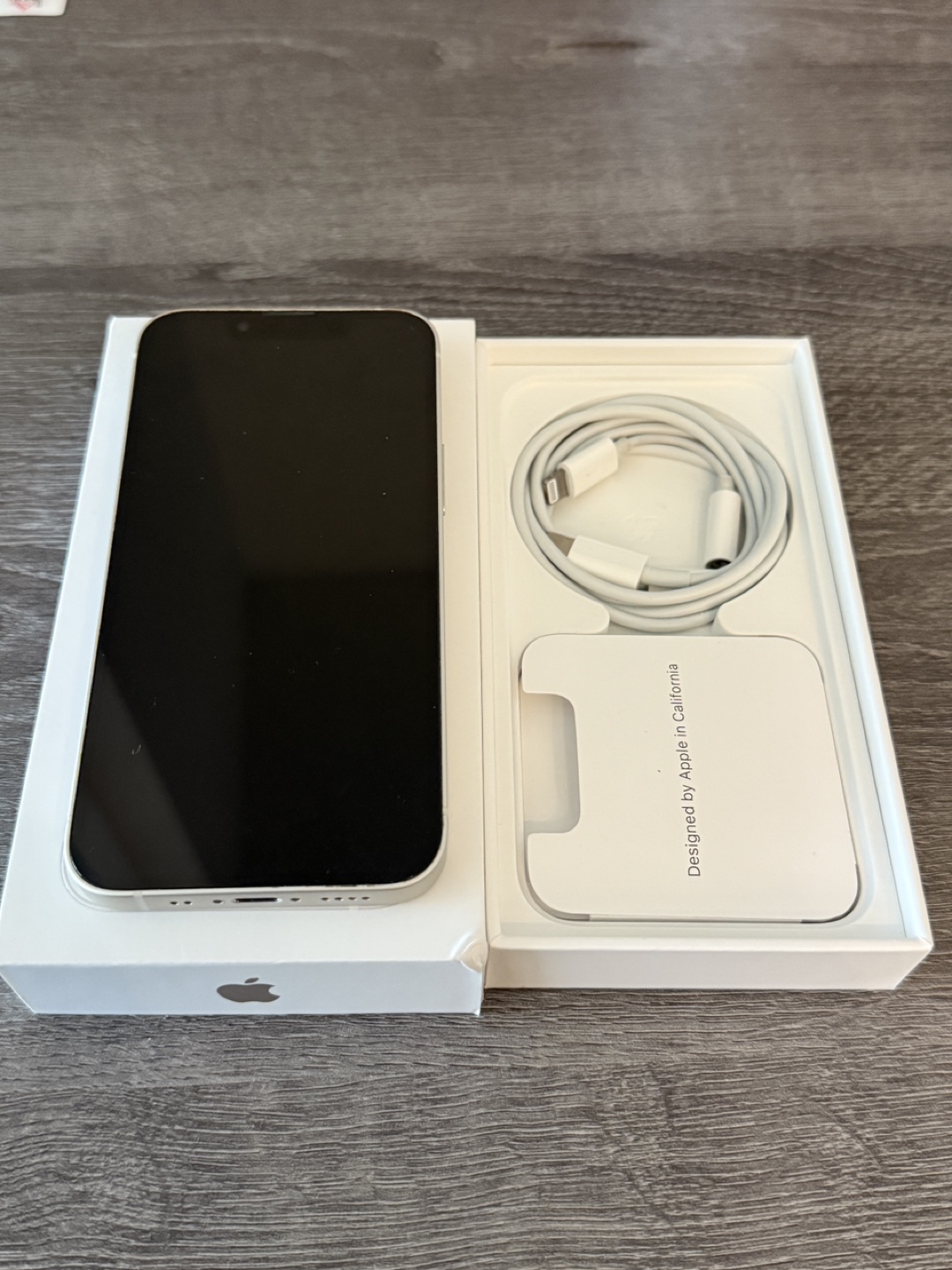 iPhone 13 - White - 128 GB
