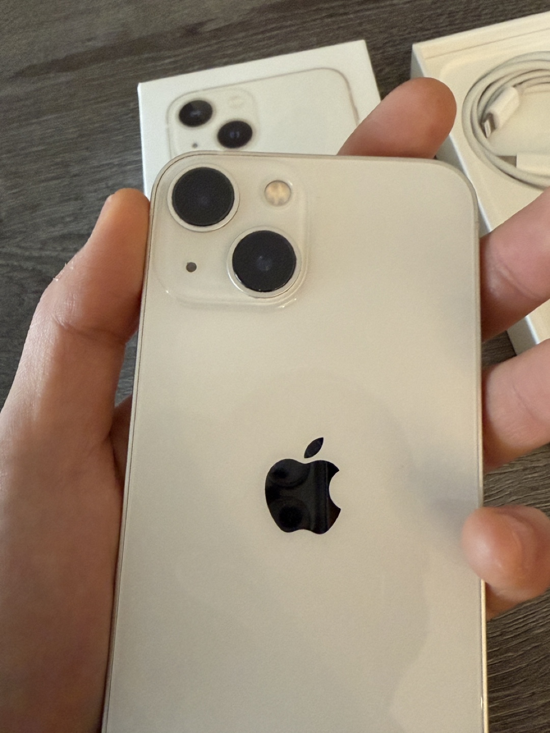 iPhone 13 - White - 128 GB - photo 2