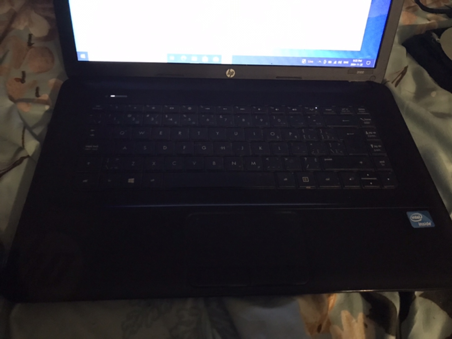 HP Laptop - photo 2