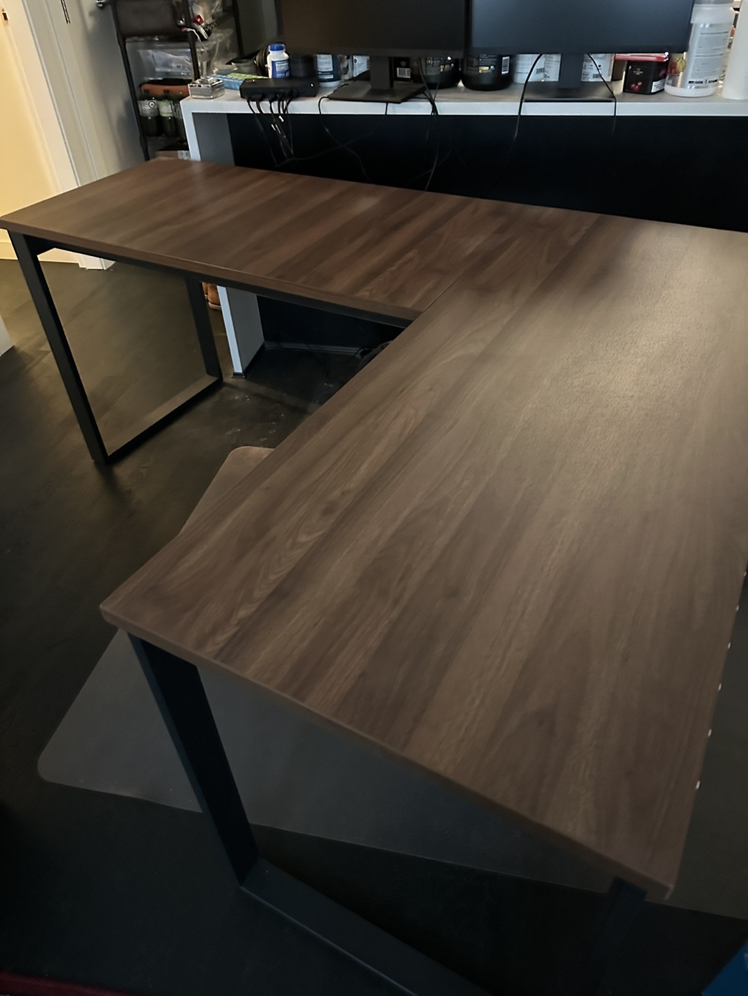 Structube L-shaped Corner Desk - photo 5