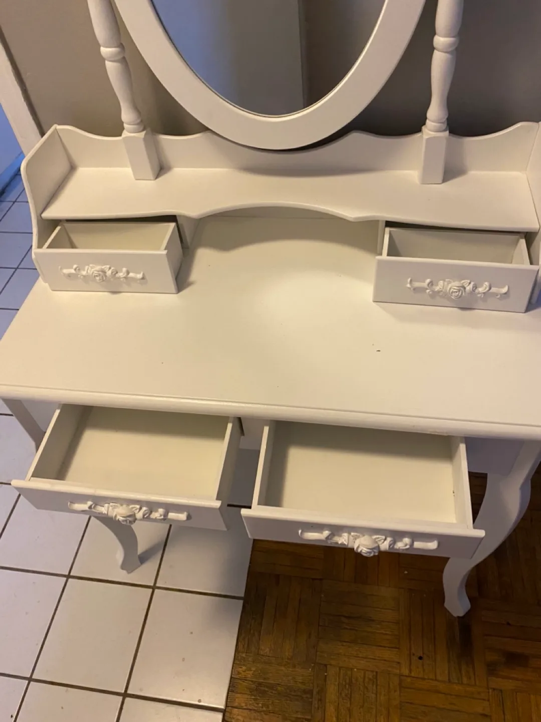 White Vanity Table with Mirror and Drawers #Thriftypicks image indicator(3)