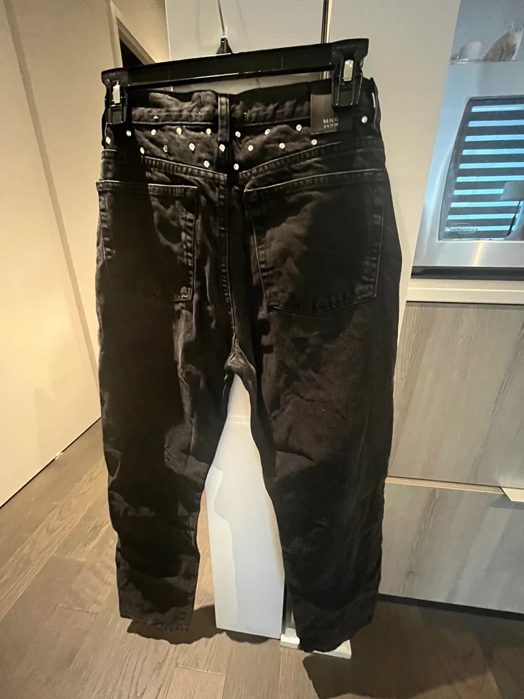 New mango jeans image indicator(4)