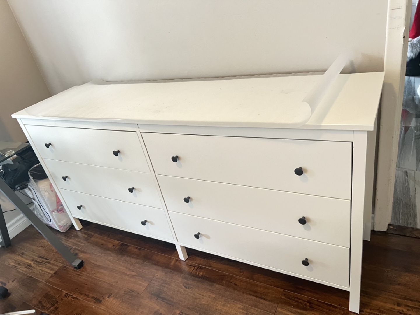 White 6 Drawer Dresser