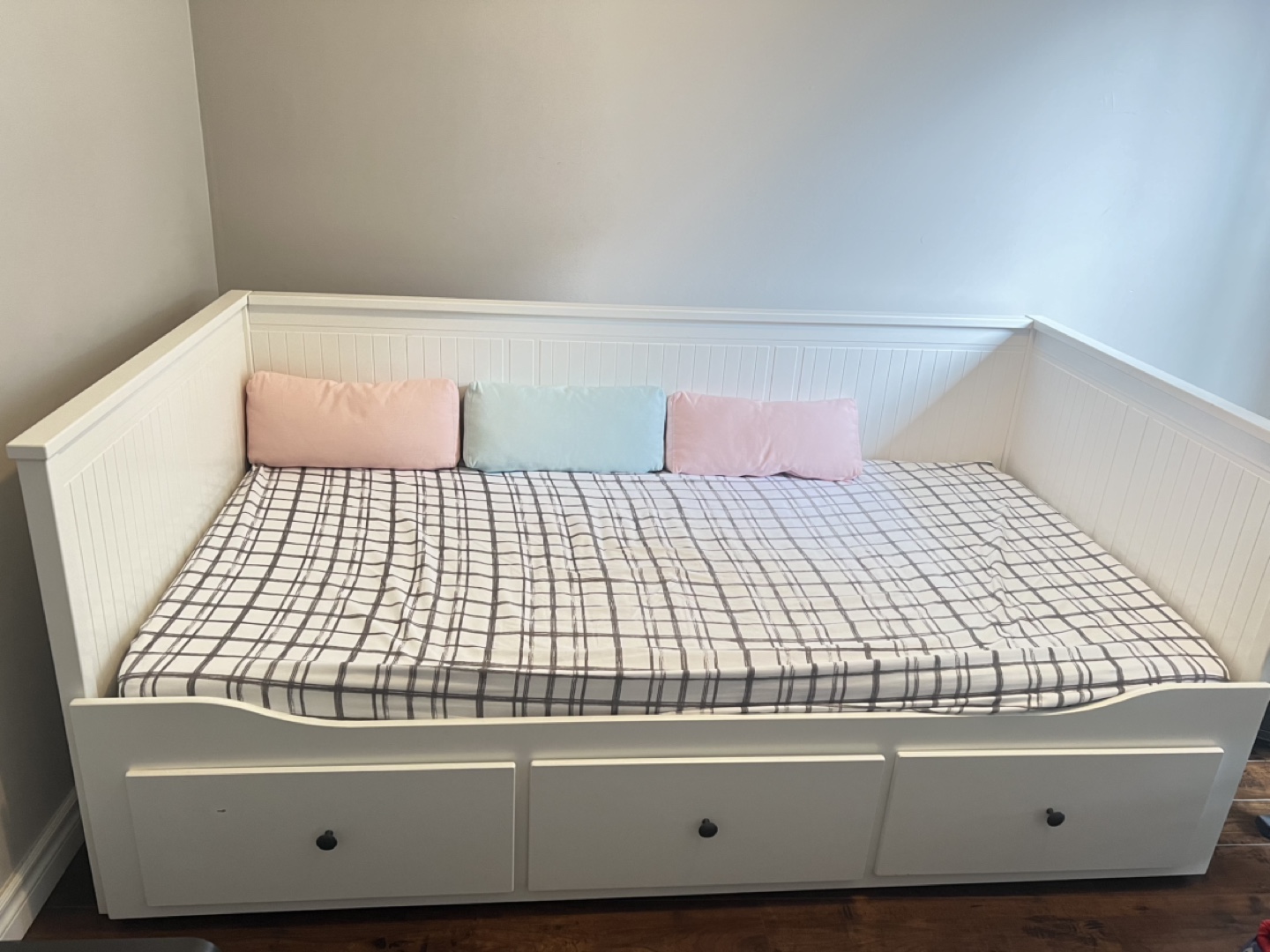 IKEA Day Bed with Storage Drawers