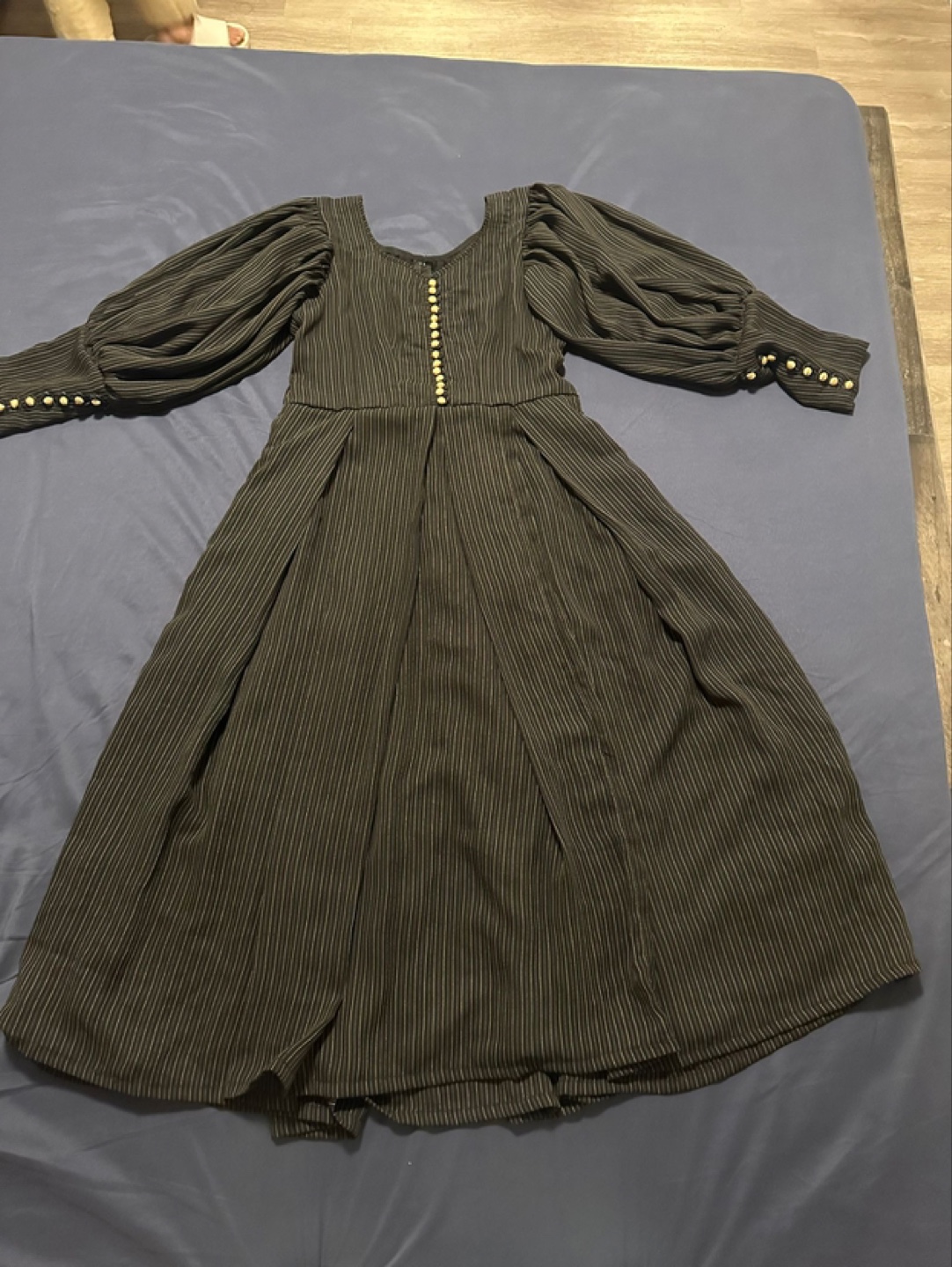 Striped Maxi Dress with Puff Sleeves - photo 3