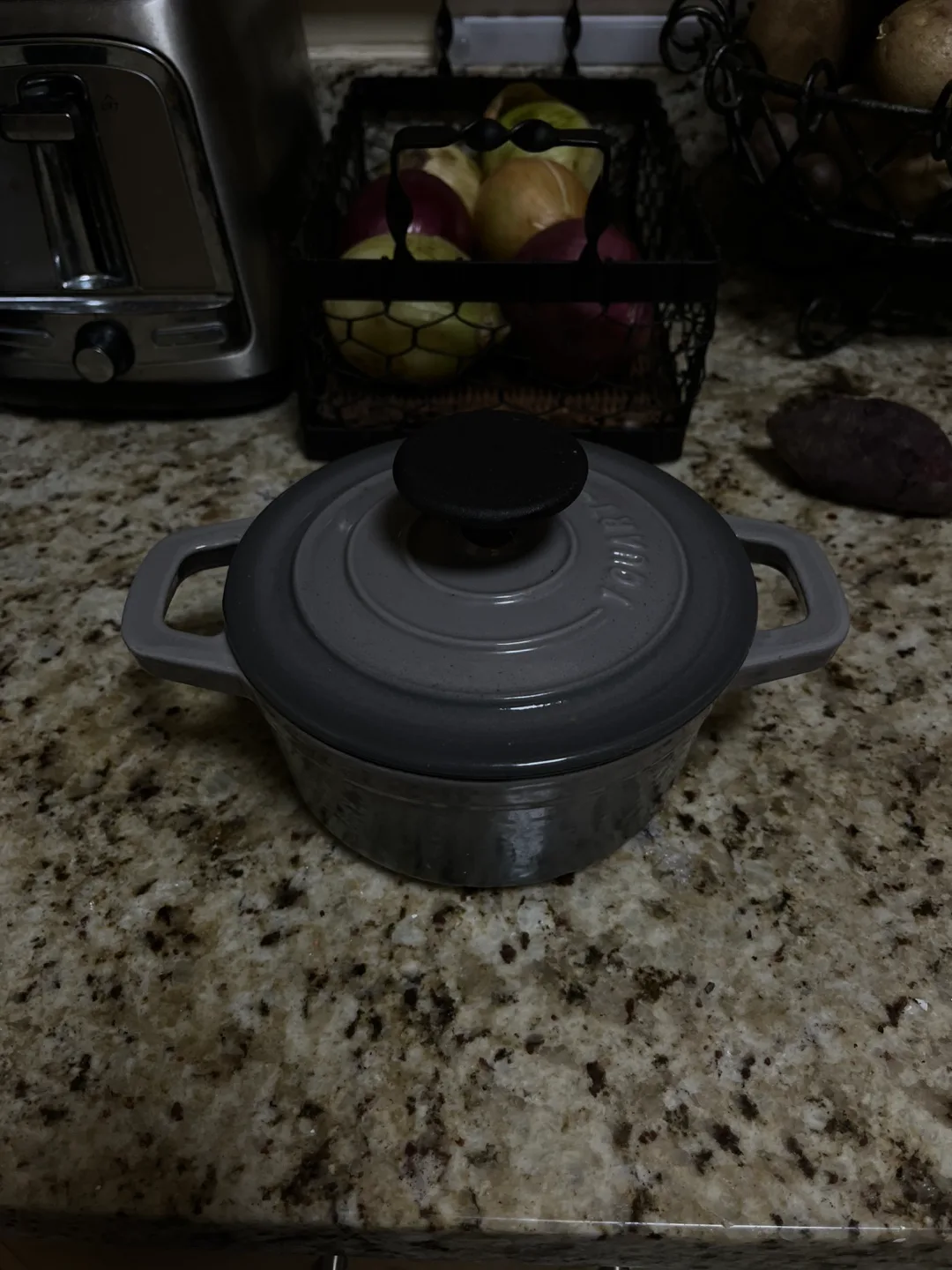 Small Gray Ceramic Pot with Lid image indicator(2)