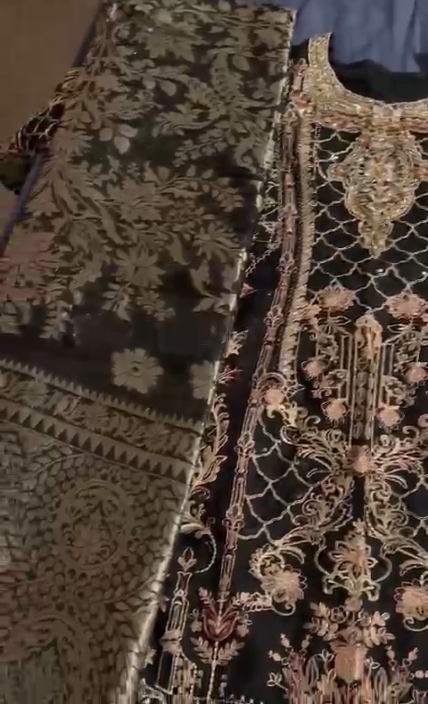 Black Pakistani Suit 3 Piece - photo 4