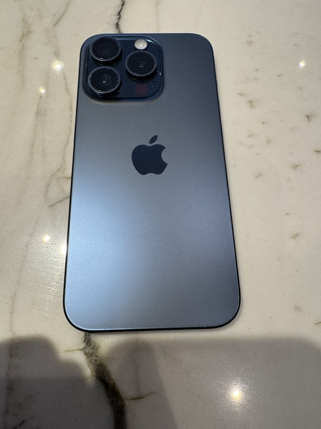iPhone 15 Pro  - Blue - 1TB