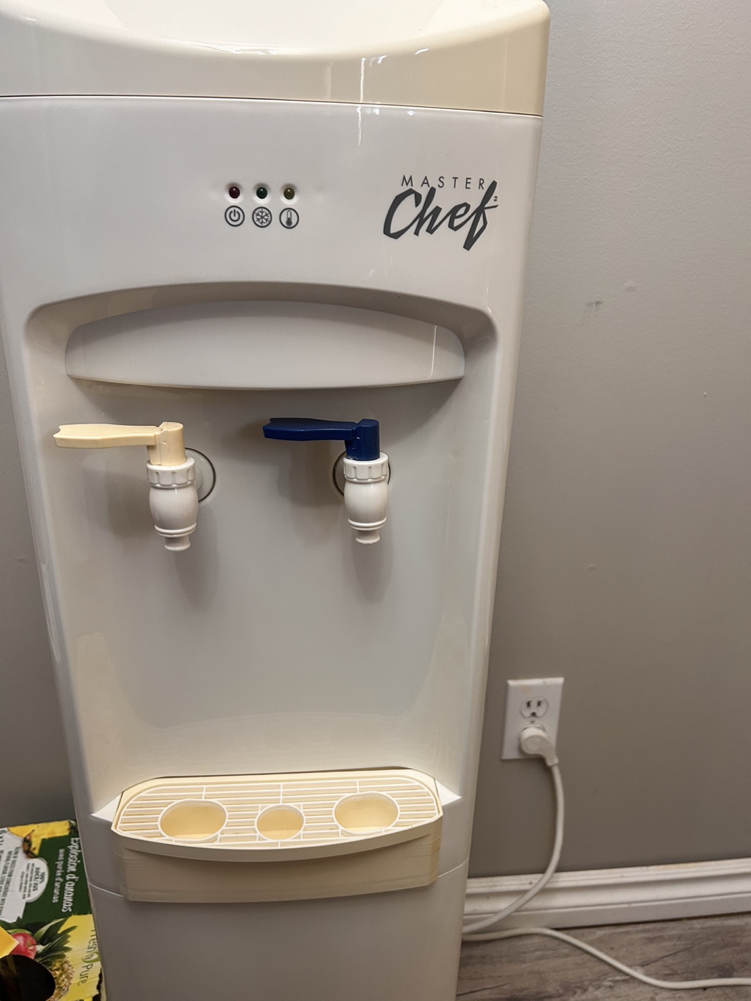 Free Master Chef Water Cooler without water bottle - photo 3