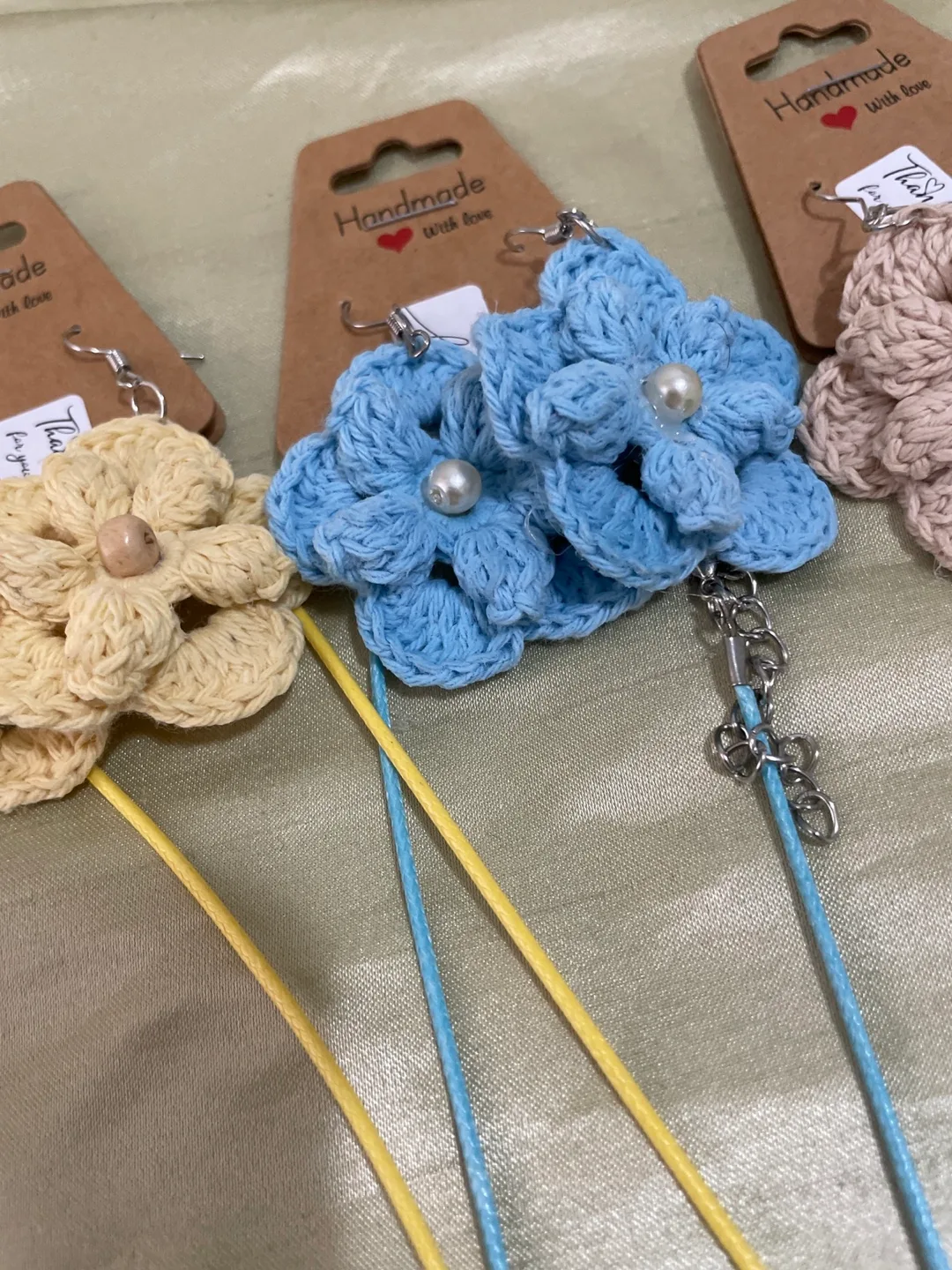 Crocheted Flower Necklace and Earrings Set #ThriftyPicks image indicator(6)