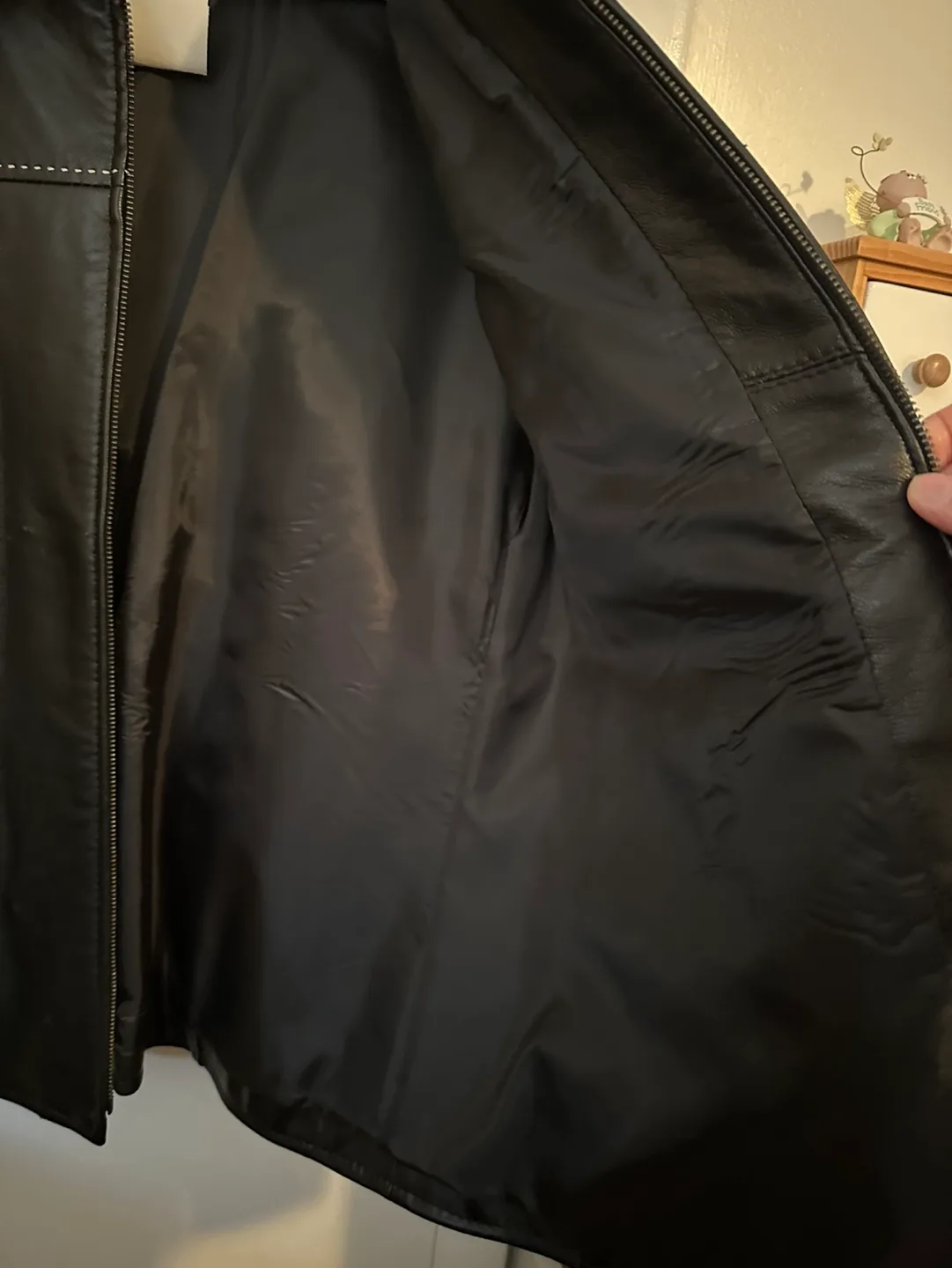 Women’s DC Collection Leather Jacket image indicator(4)