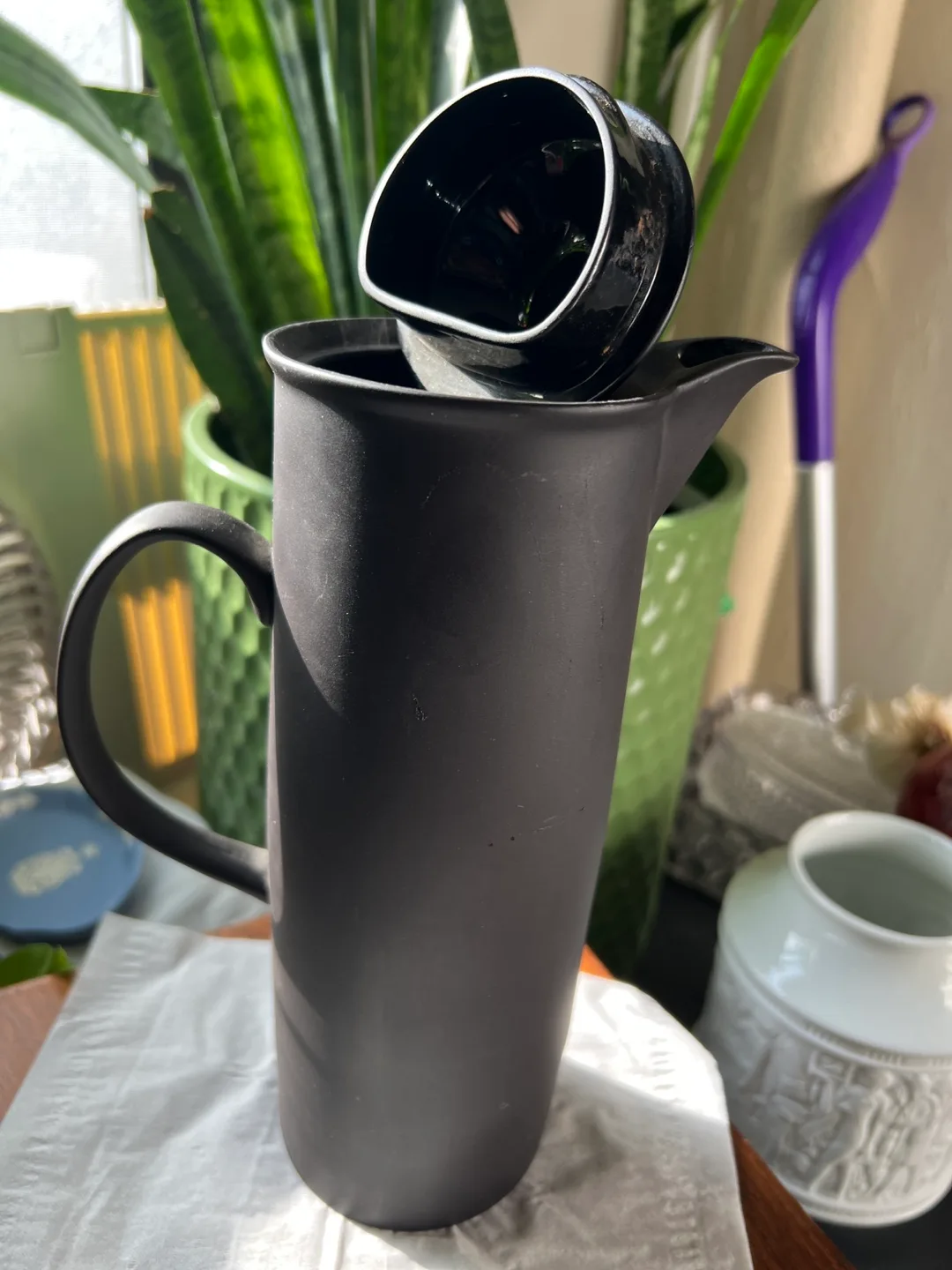 Wedgwood Basalt Black Ceramic Chocolate Pot image indicator(2)