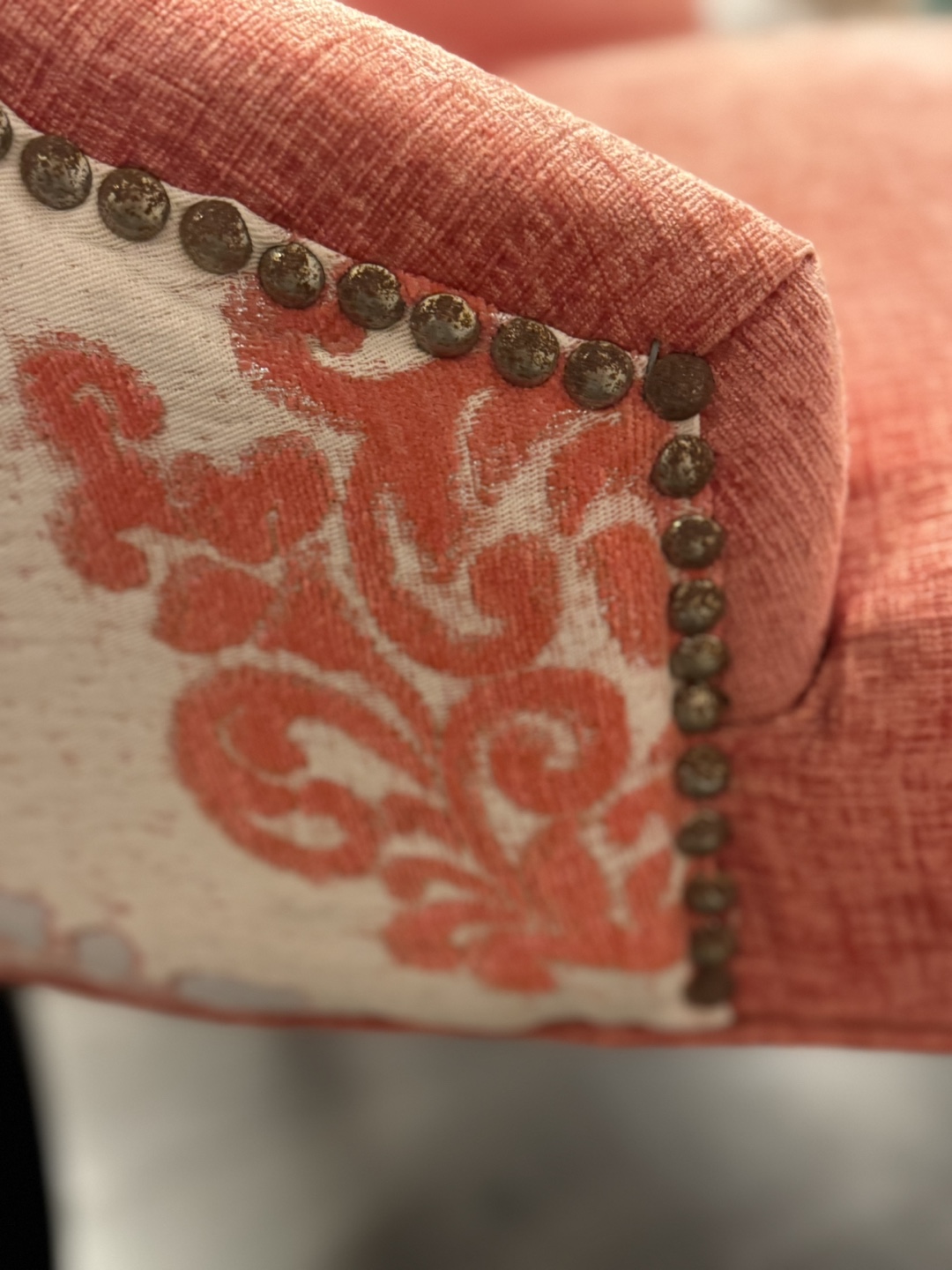 Damask Upholstered Accent Chair - photo 4