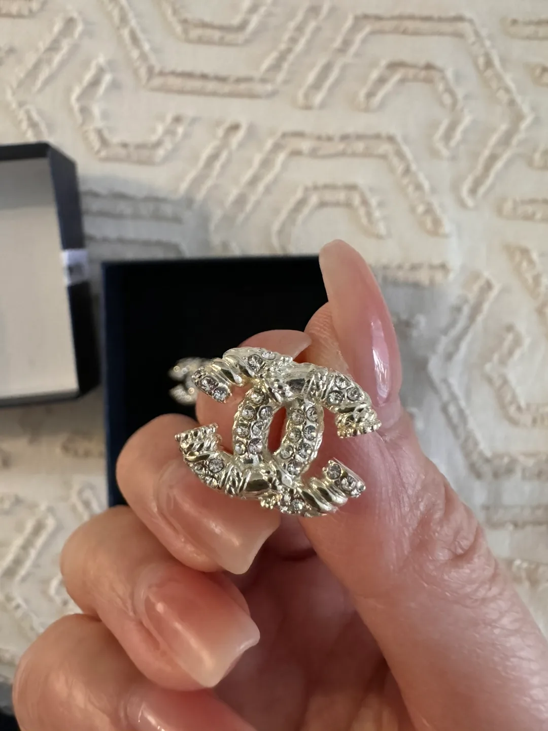 Chanel CC Crystal Earrings image indicator(2)