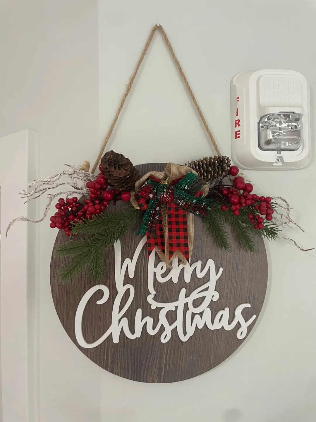 Wooden Merry Christmas Sign #ThriftyPicks thumbnail