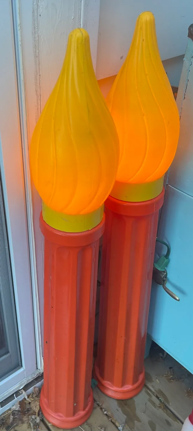 Vintage Christmas Candles #ThriftyPicks image indicator(3)