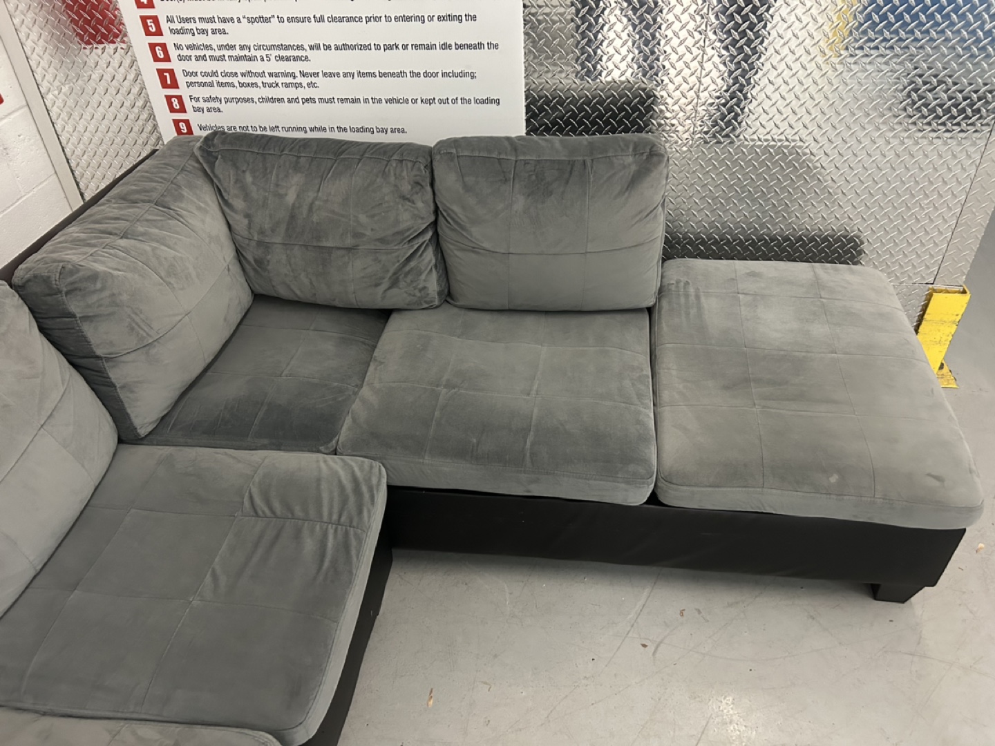 Sectional - photo 4