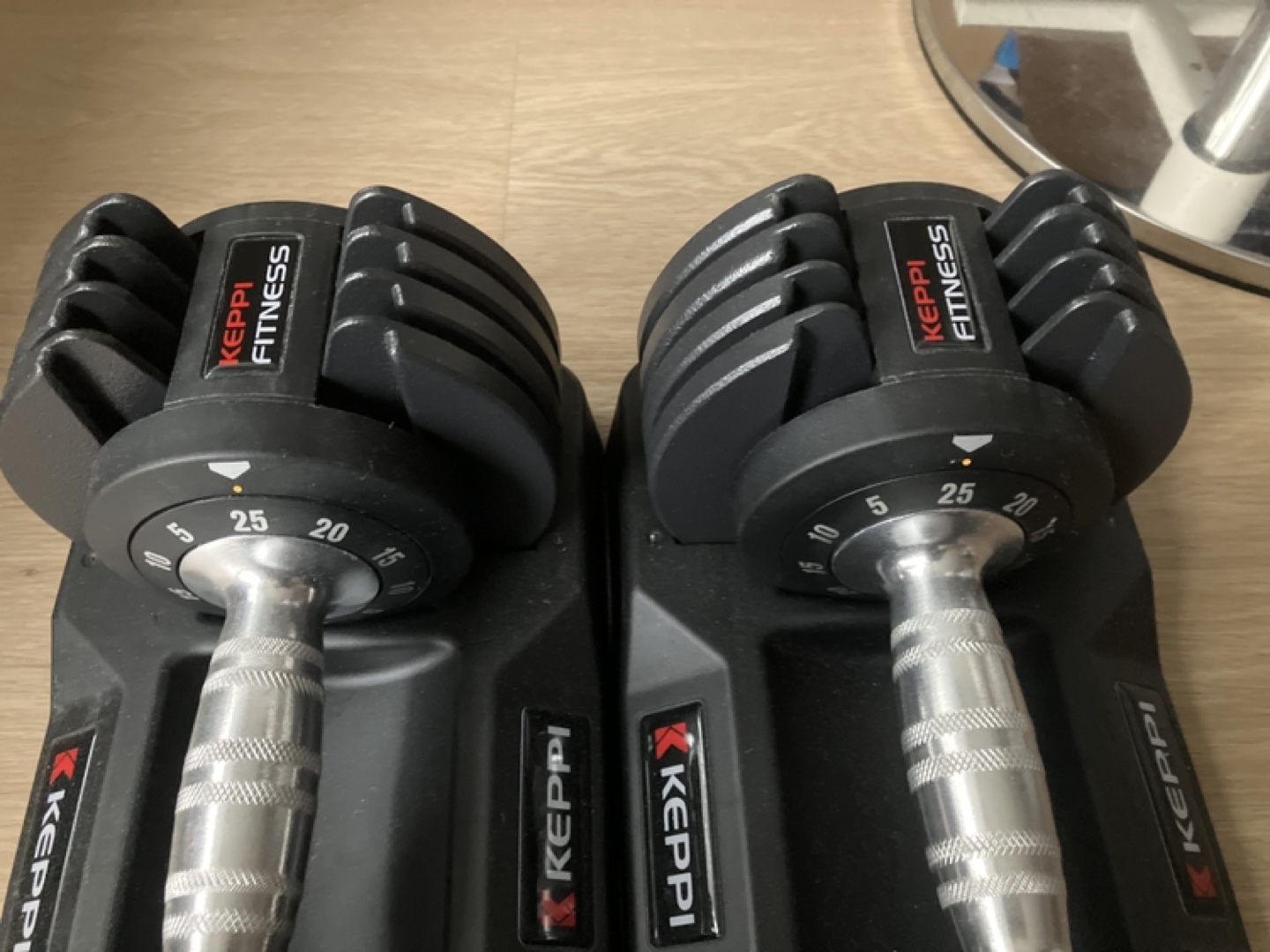 Adjustable Dumbbells - 5lbs to 25lbs - photo 2