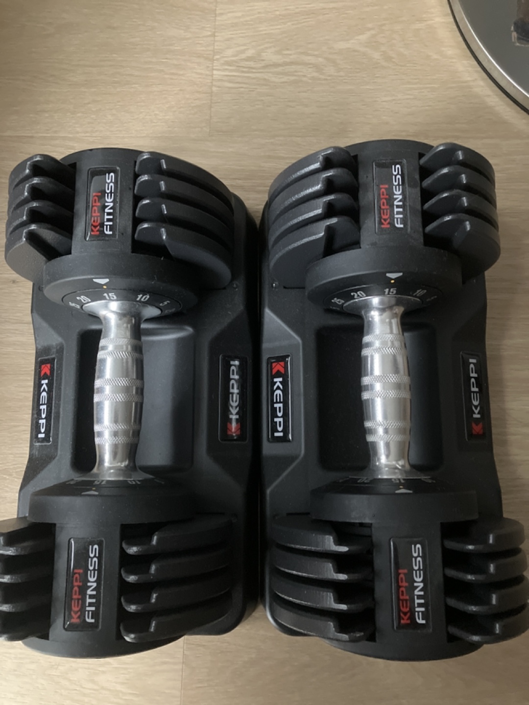 Adjustable Dumbbells - 5lbs to 25lbs