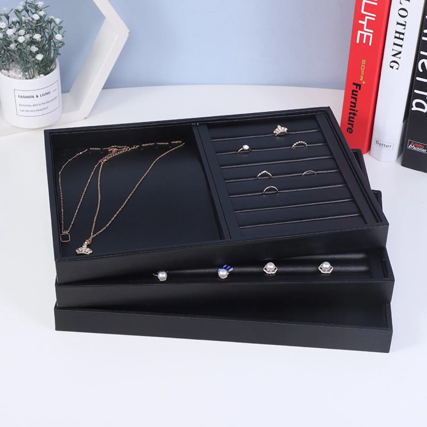 New Black Velvet Jewellery Organizer image indicator(3)