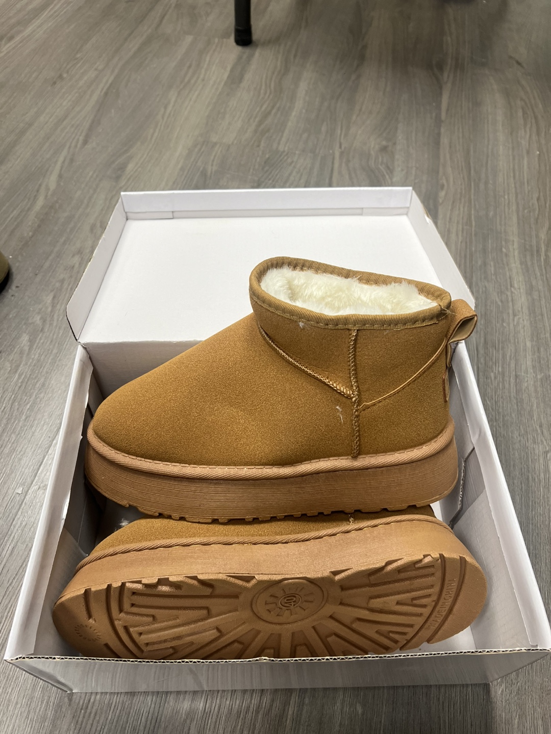 Women's Winter Boots NEW