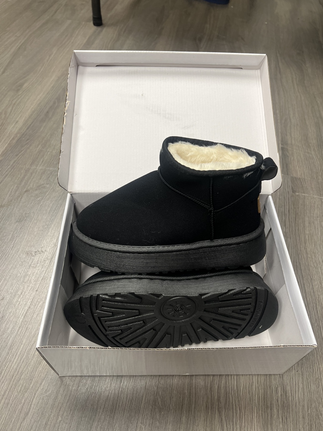 Women's Winter Boots NEW - photo 3