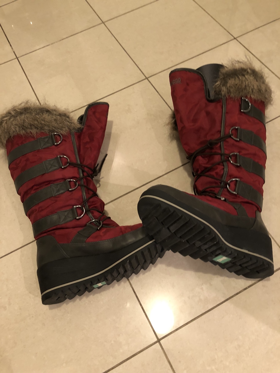 Red Cougar Winter Boots - photo 2