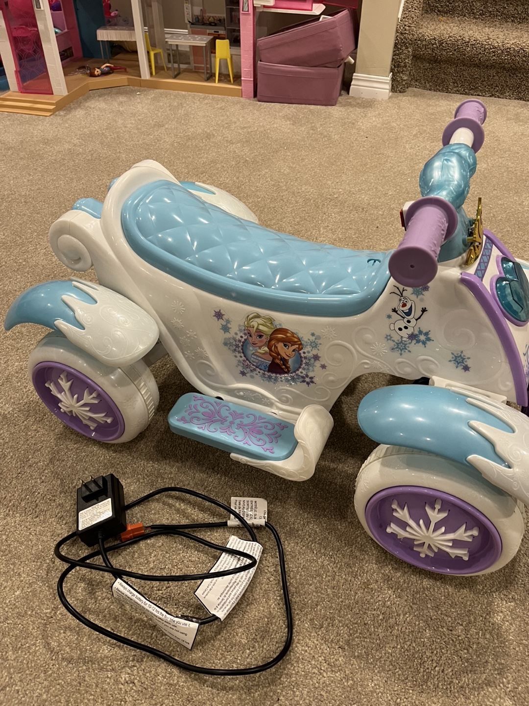 Frozen Ride-On Toy - photo 2